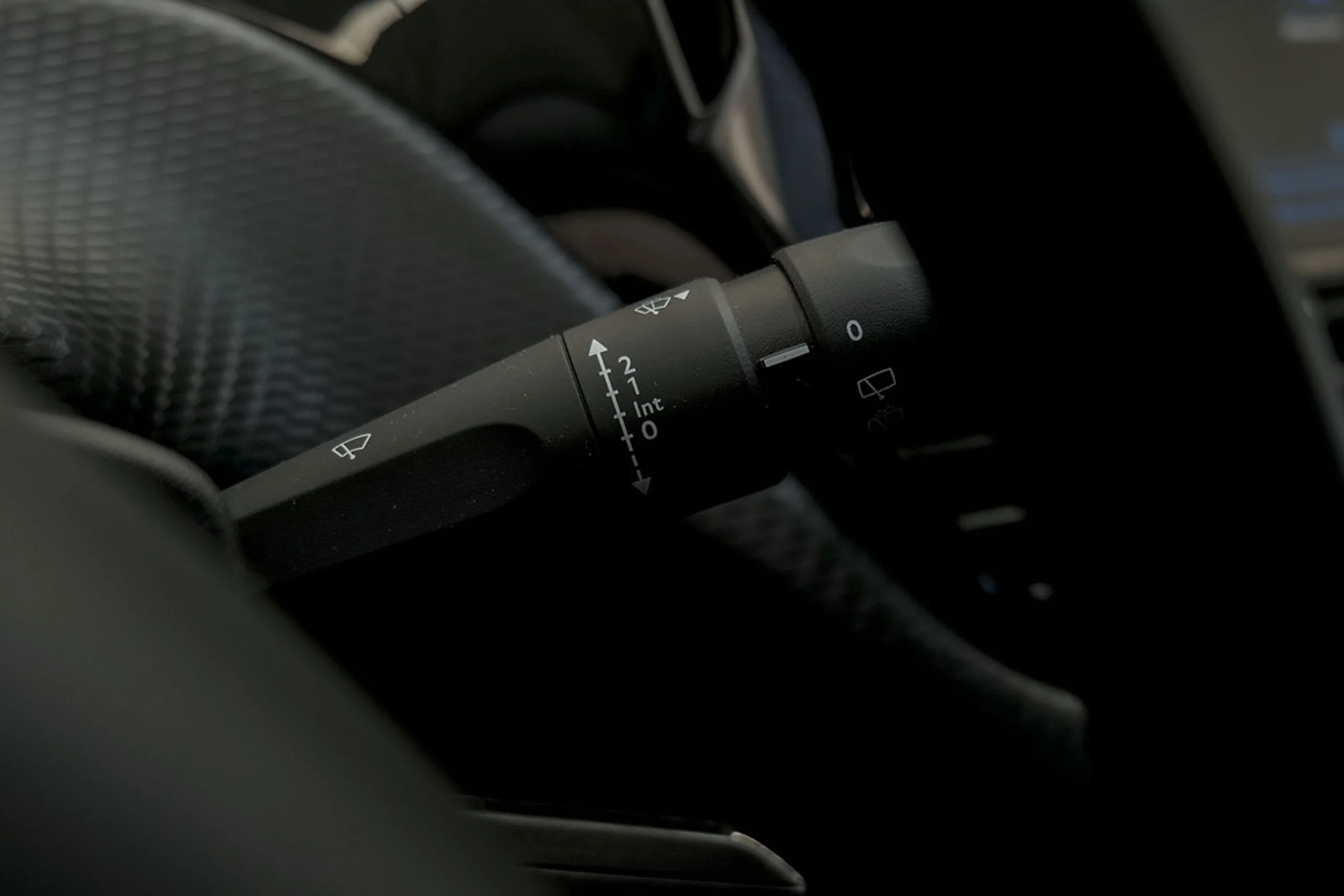 Peugeot 208 5P STYLE 1.6 BlueHDi 73KW 100CV - Foto 26