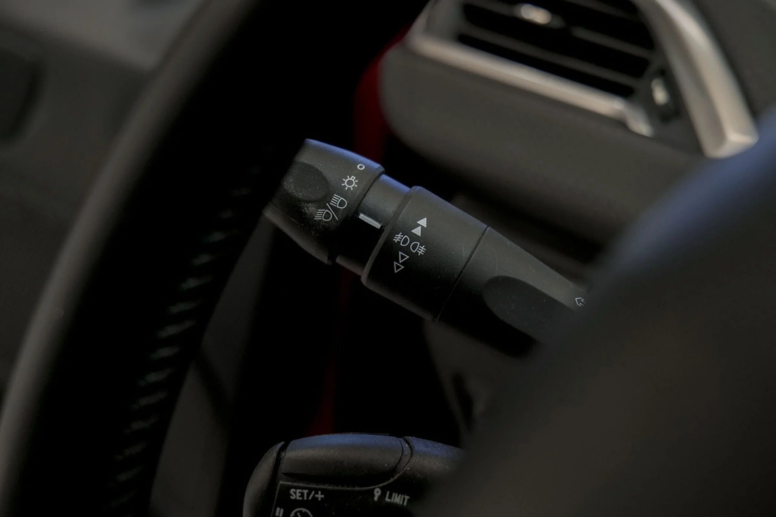 Peugeot 208 5P STYLE 1.6 BlueHDi 73KW 100CV - Foto 23