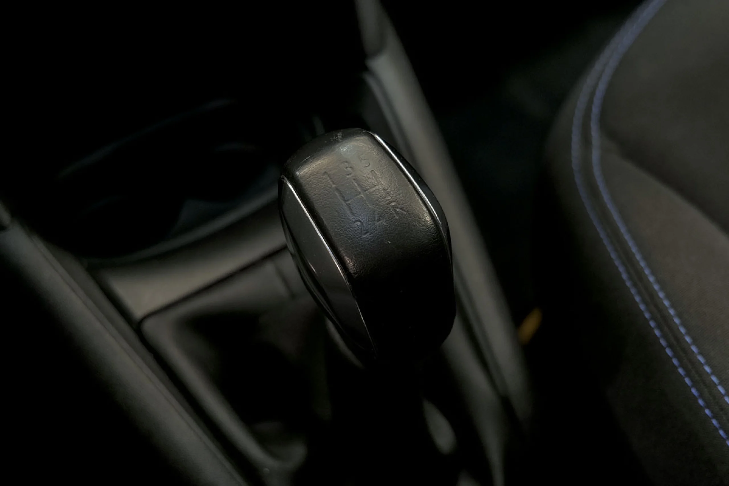 Peugeot 208 5P STYLE 1.6 BlueHDi 73KW 100CV - Foto 29