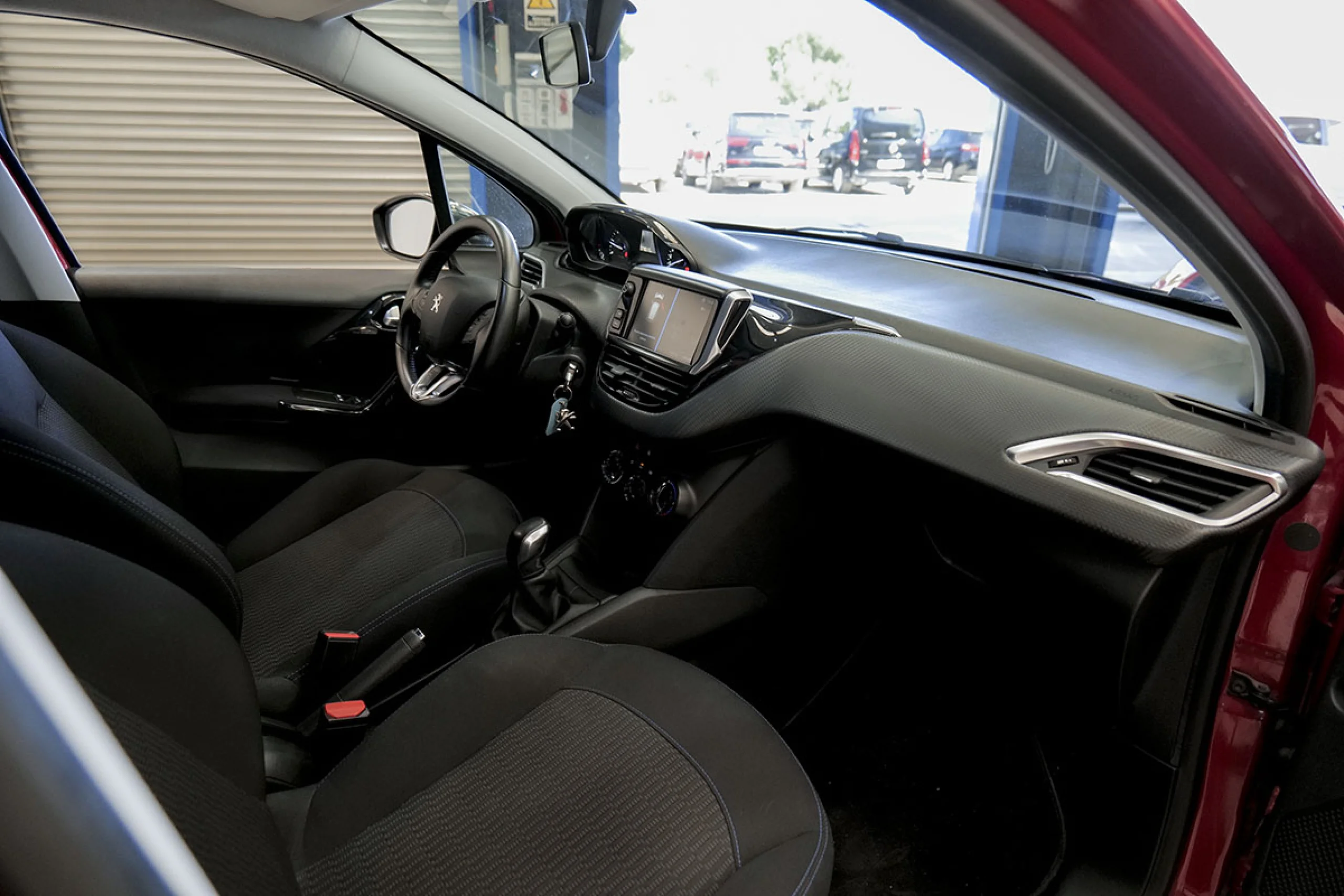 Peugeot 208 5P STYLE 1.6 BlueHDi 73KW 100CV - Foto 33