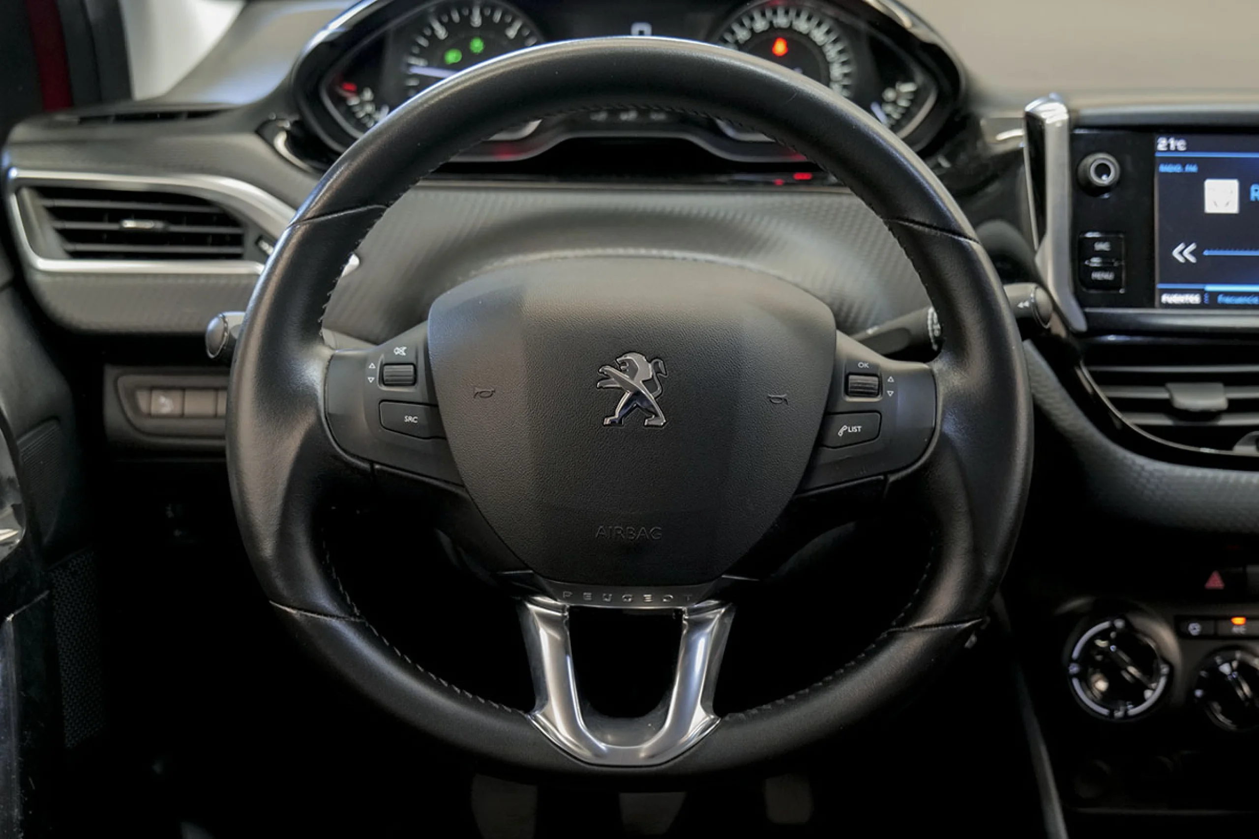 Peugeot 208 5P STYLE 1.6 BlueHDi 73KW 100CV - Foto 25