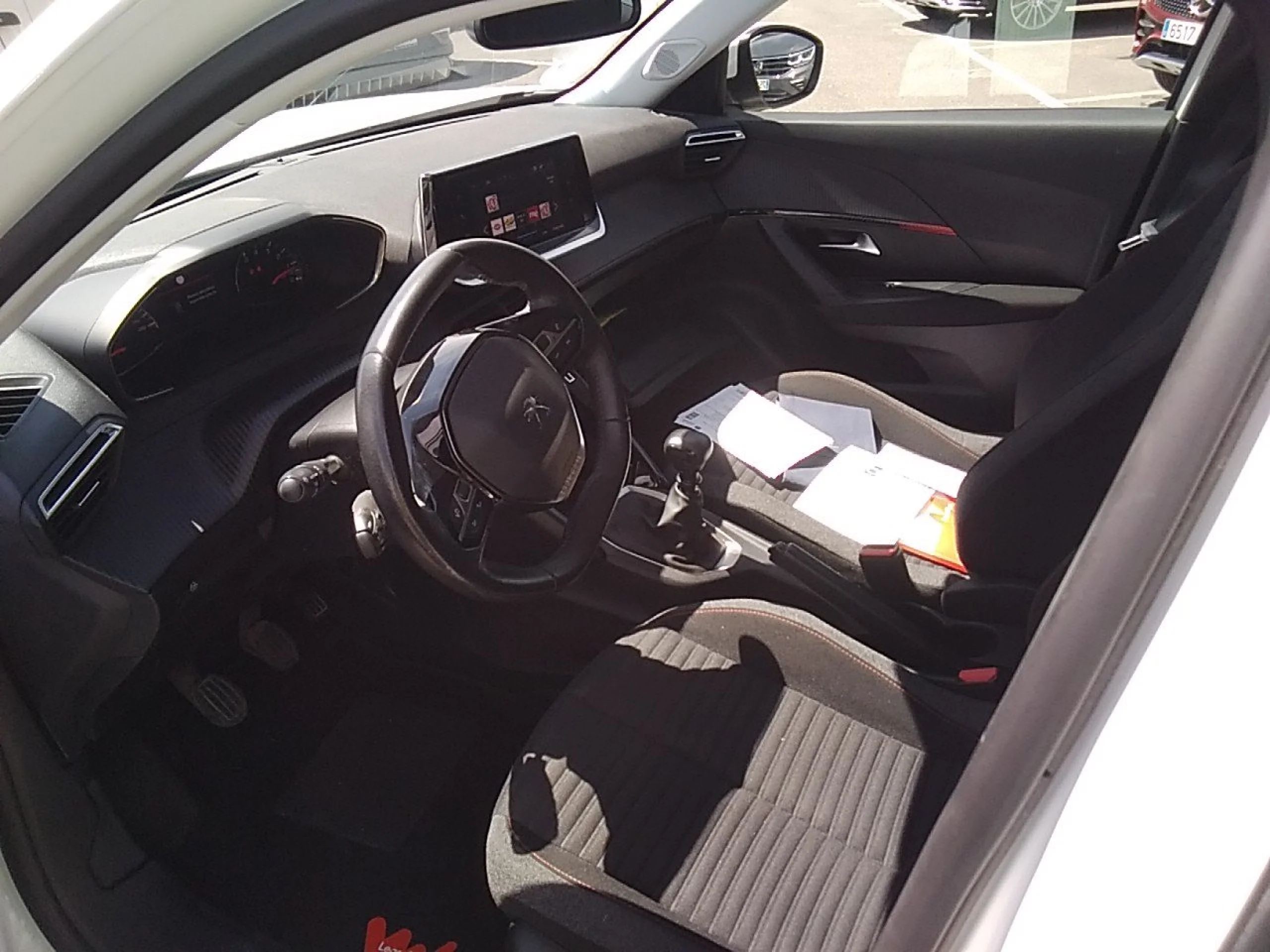Peugeot 2008 Active Pack BlueHDI 81kW (110CV) - Foto 7