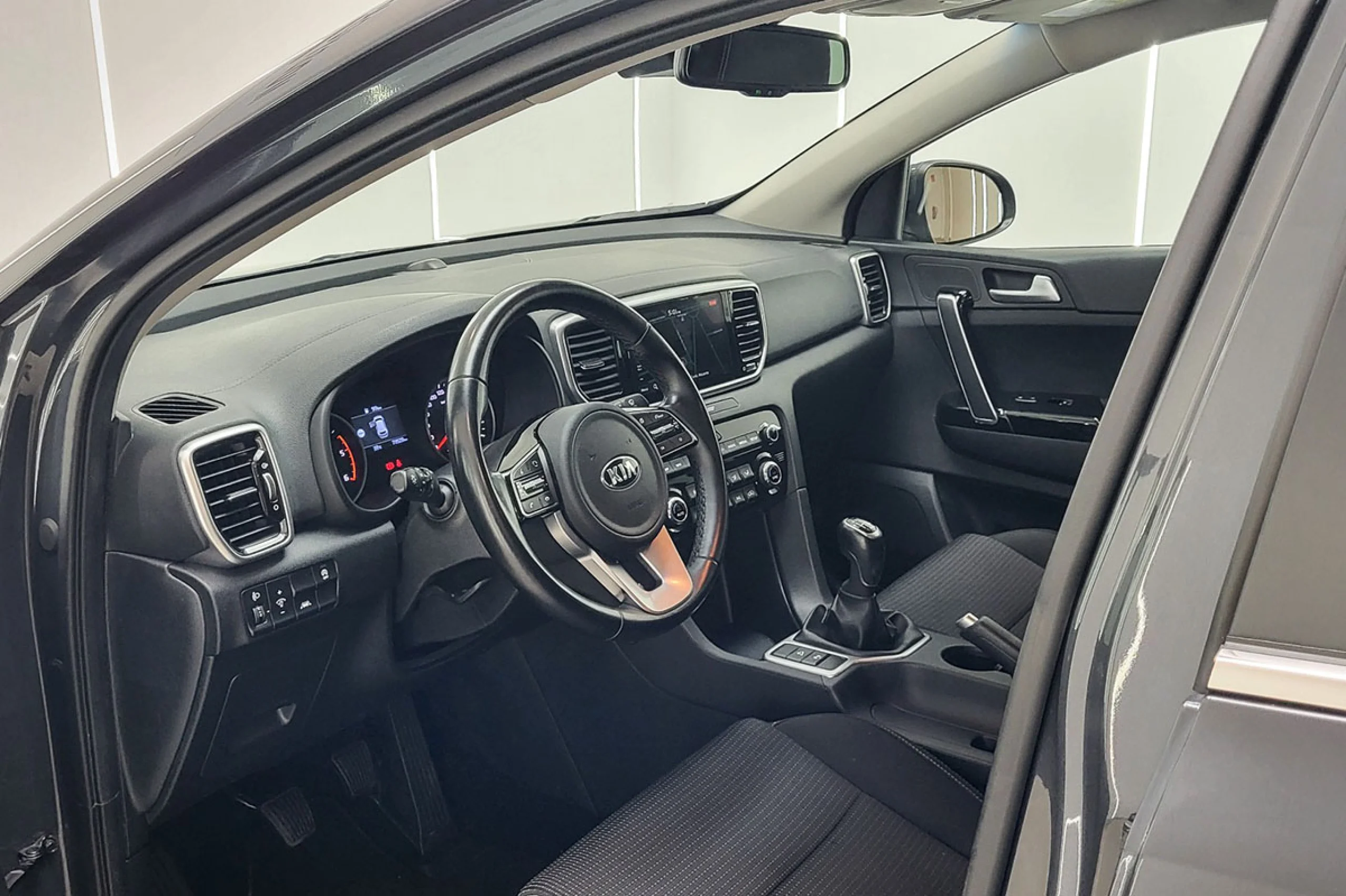 Kia Sportage 1.6 MHEV Drive 100kW 136CV 4x2 - Foto 6