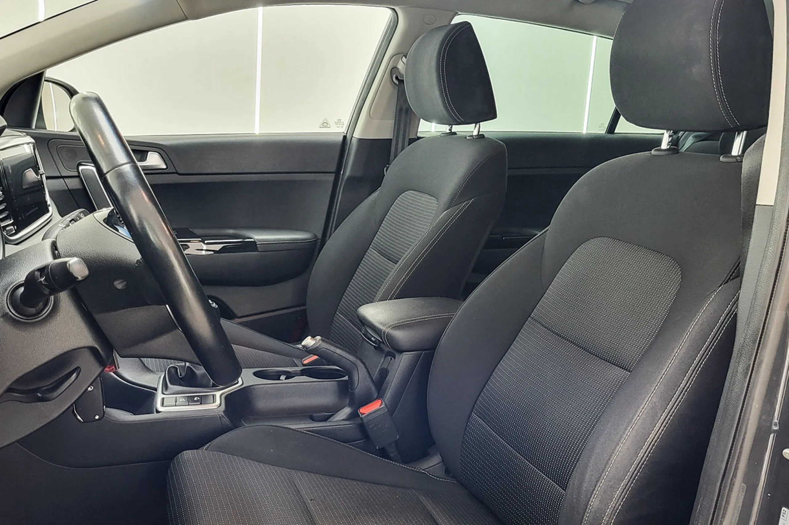 Kia Sportage 1.6 MHEV Drive 100kW 136CV 4x2 - Foto 9