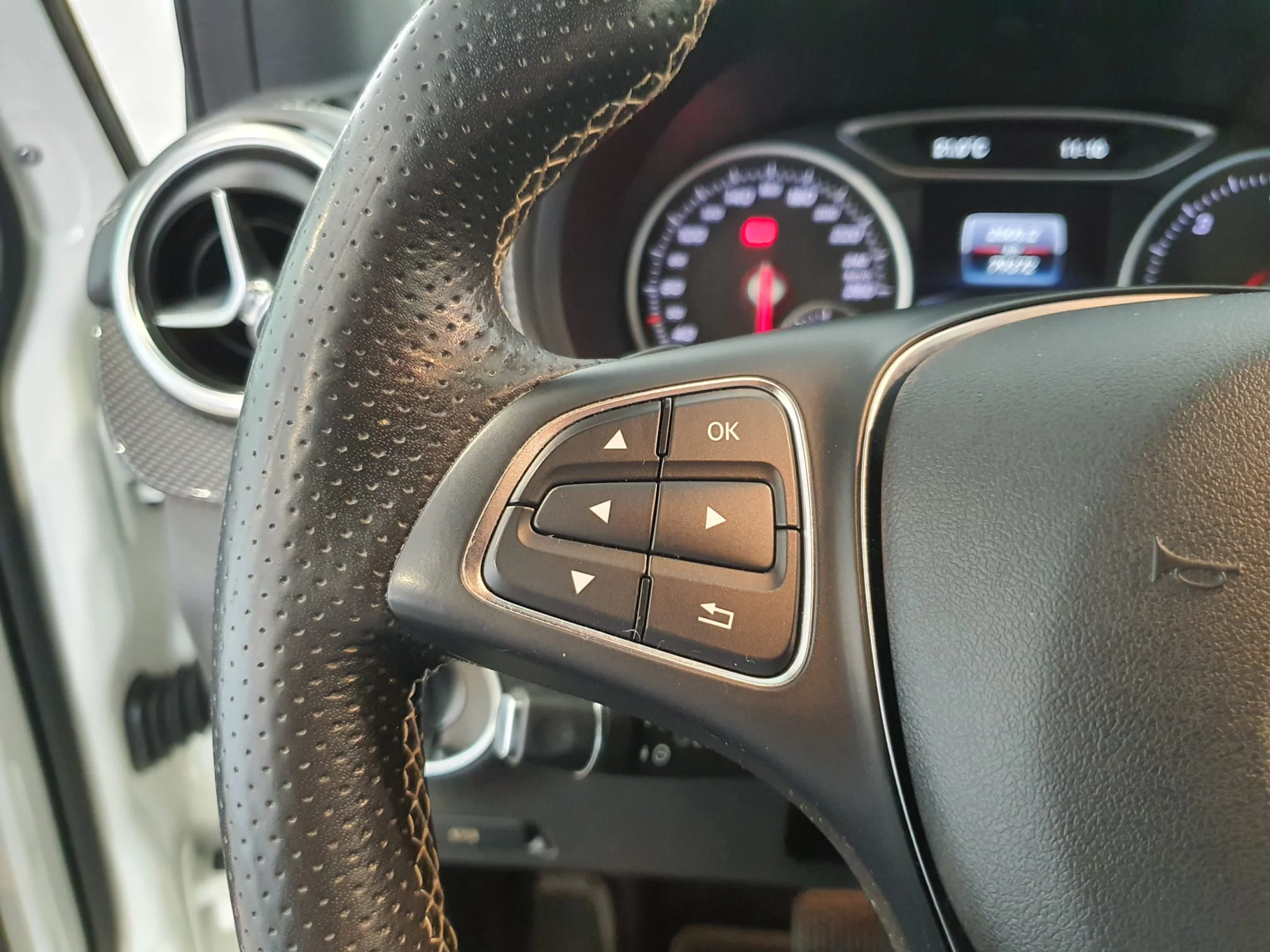 Mercedes-Benz B 200 Clase B B 200 d AMG Line - Foto 17