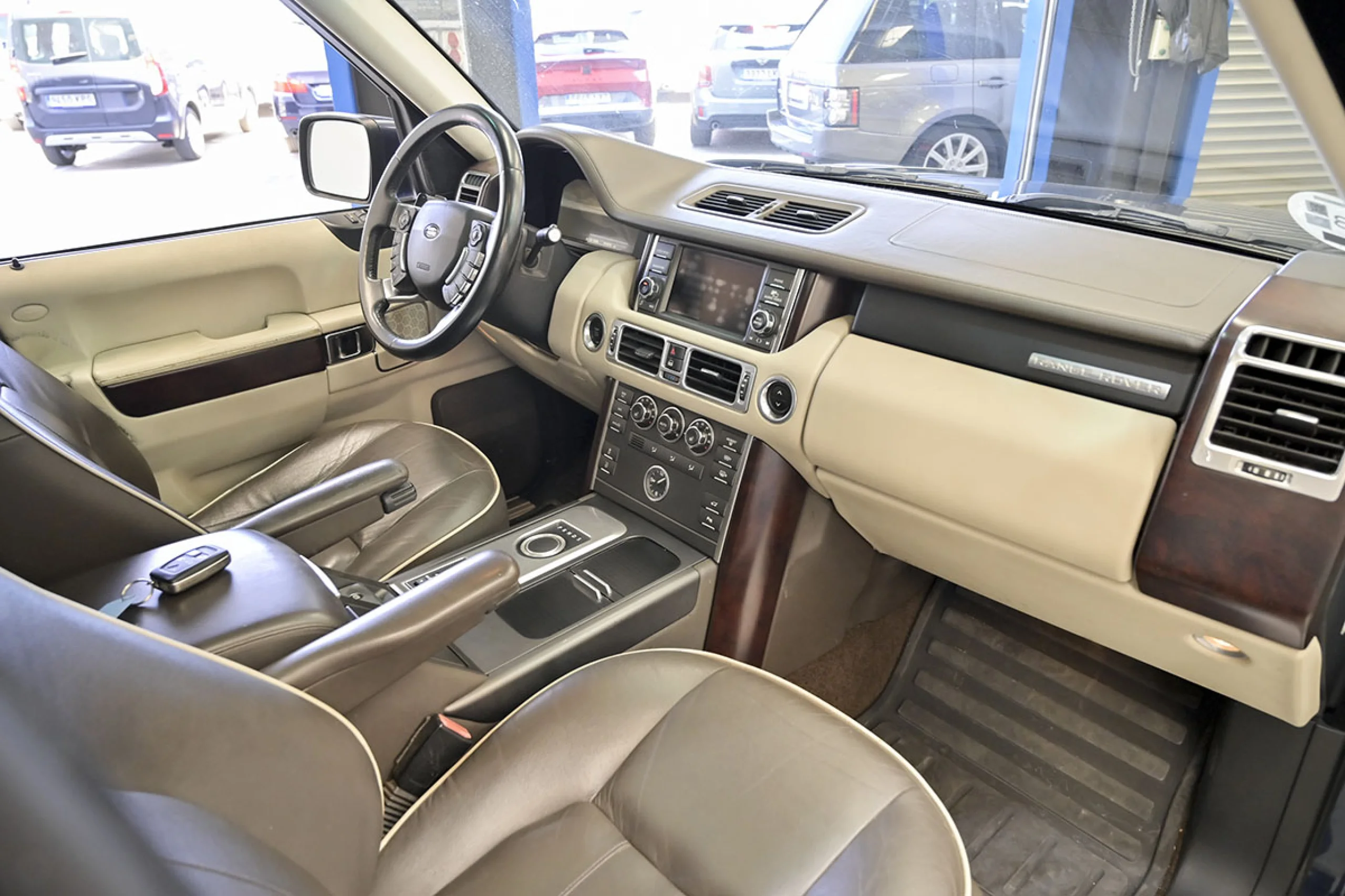 Land Rover Range Rover 4.4 TDV8 VOGUE  312cv - Foto 41