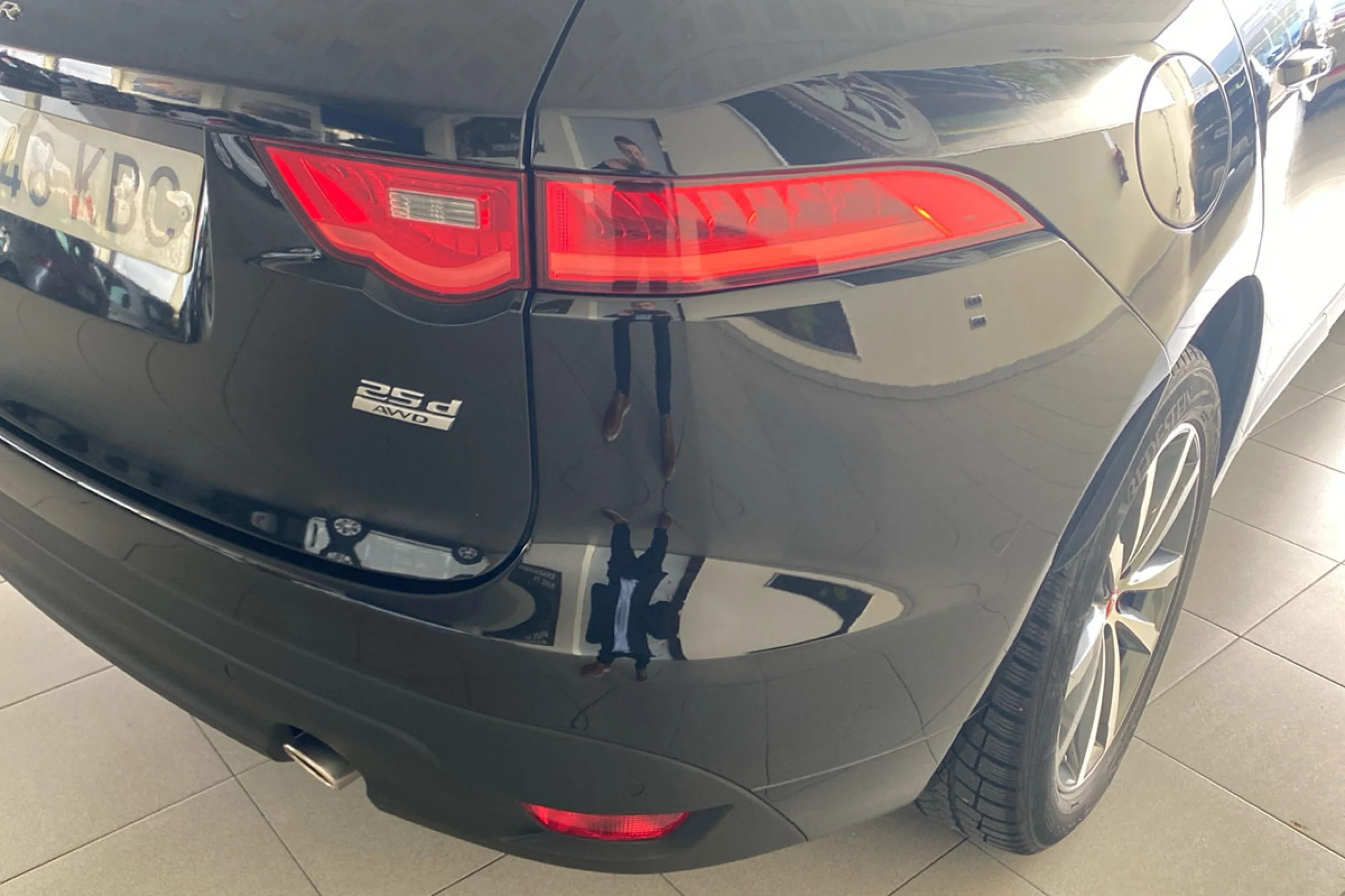 Jaguar F-Pace 2.0L i4D AWD Automatico RSport - Foto 18