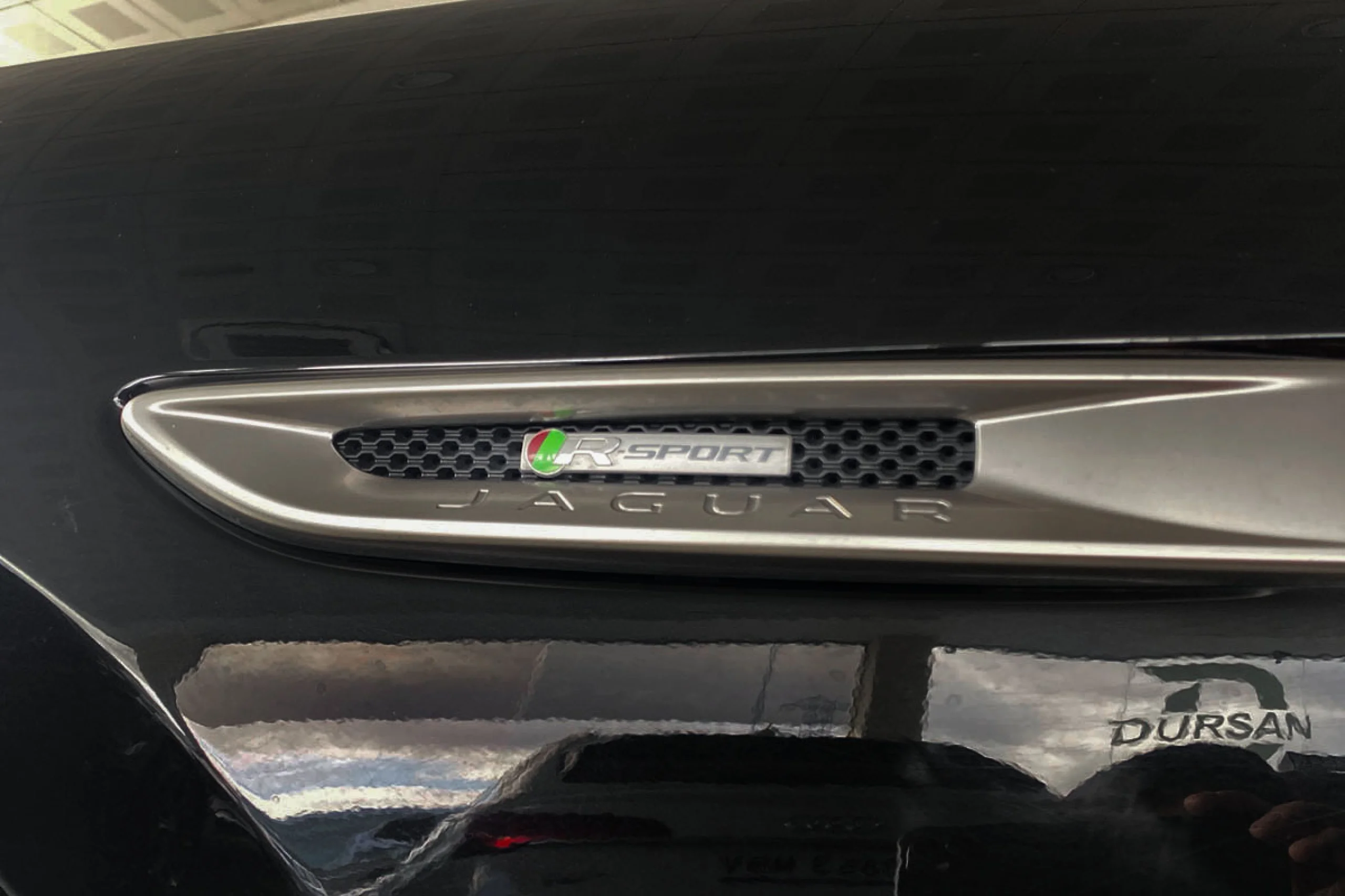 Jaguar F-Pace 2.0L i4D AWD Automatico RSport - Foto 20