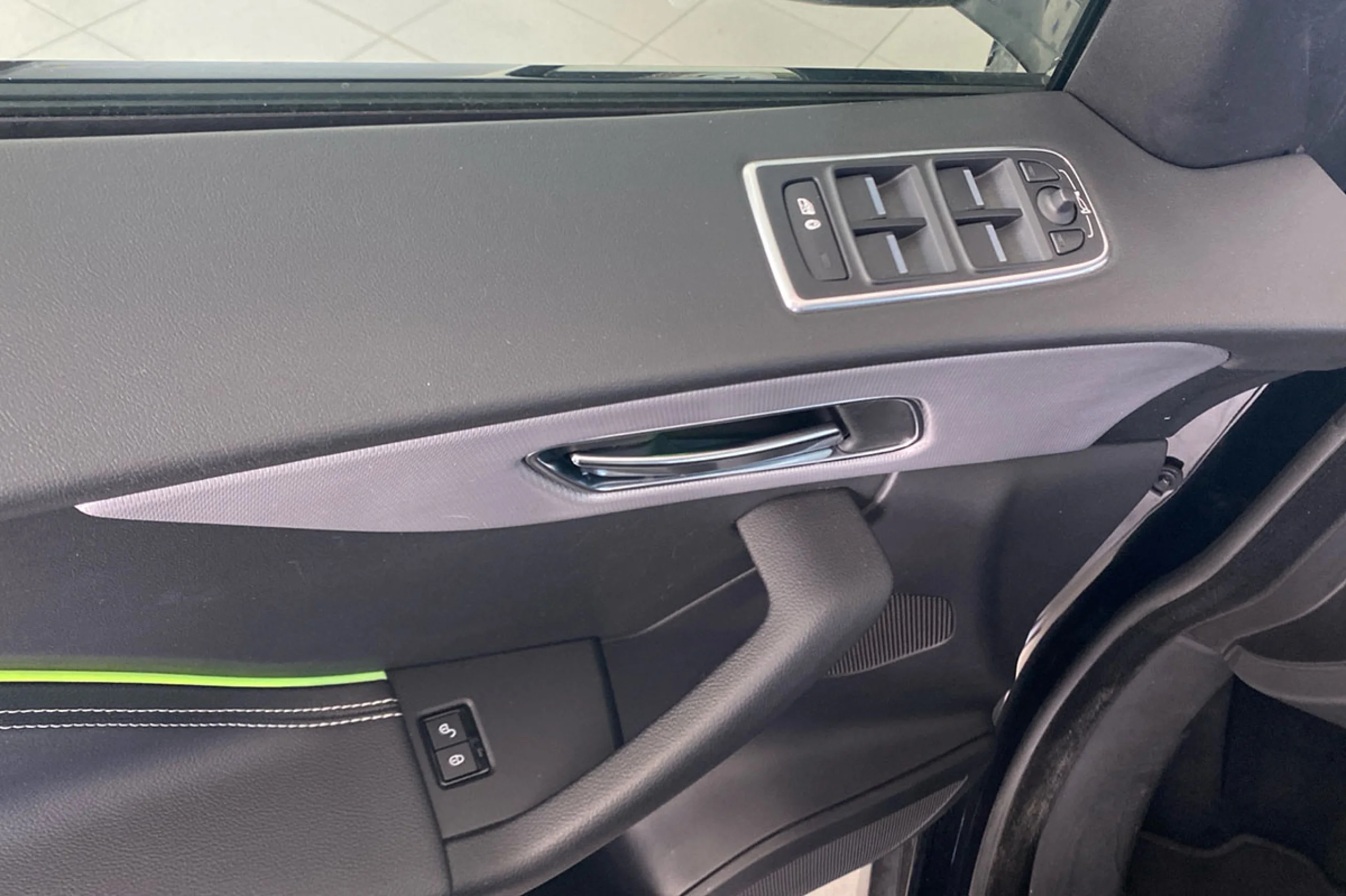 Jaguar F-Pace 2.0L i4D AWD Automatico RSport - Foto 22