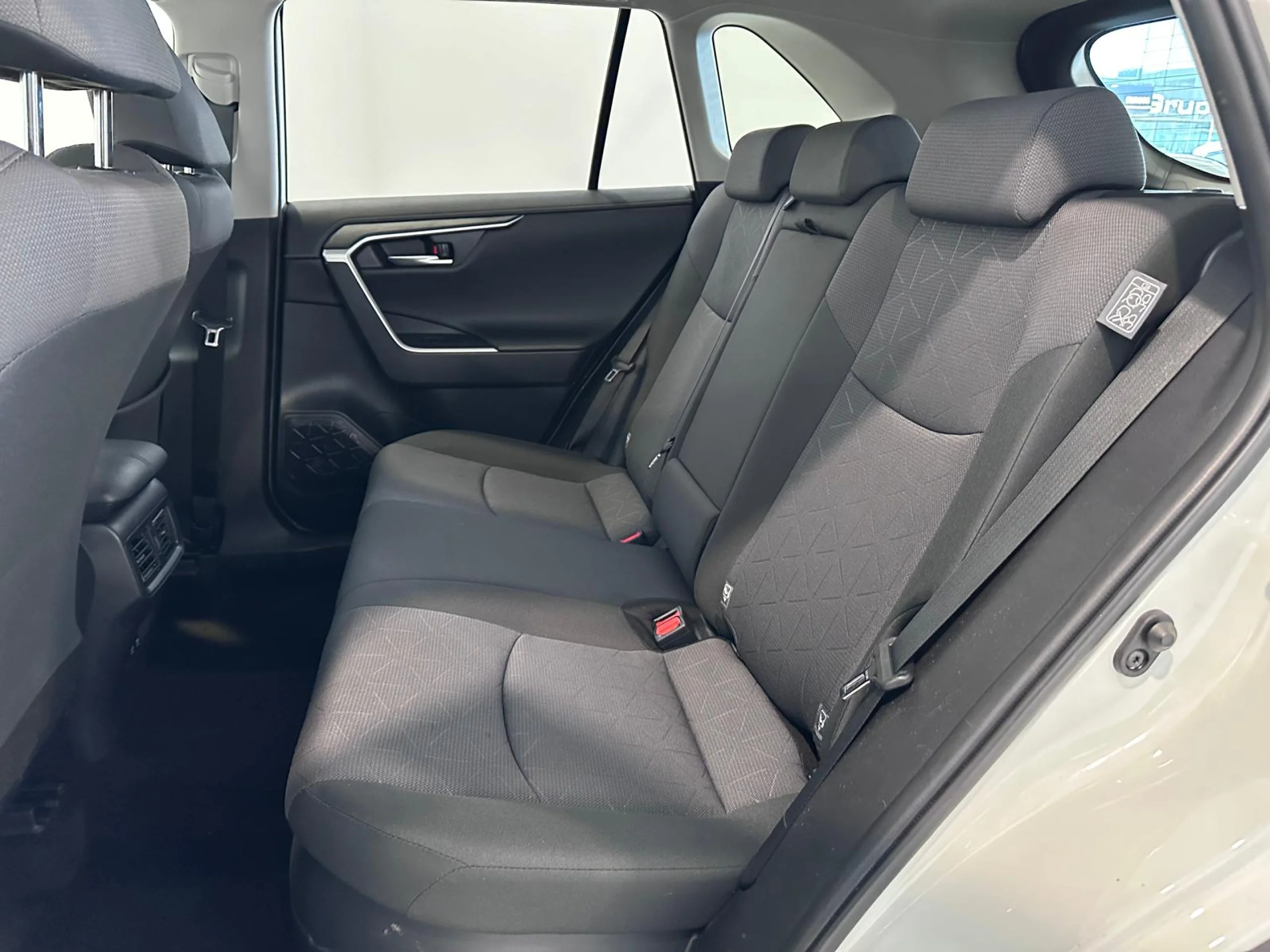 Toyota RAV 4 RAV4 2.5 220h Advance 2WD - Foto 13