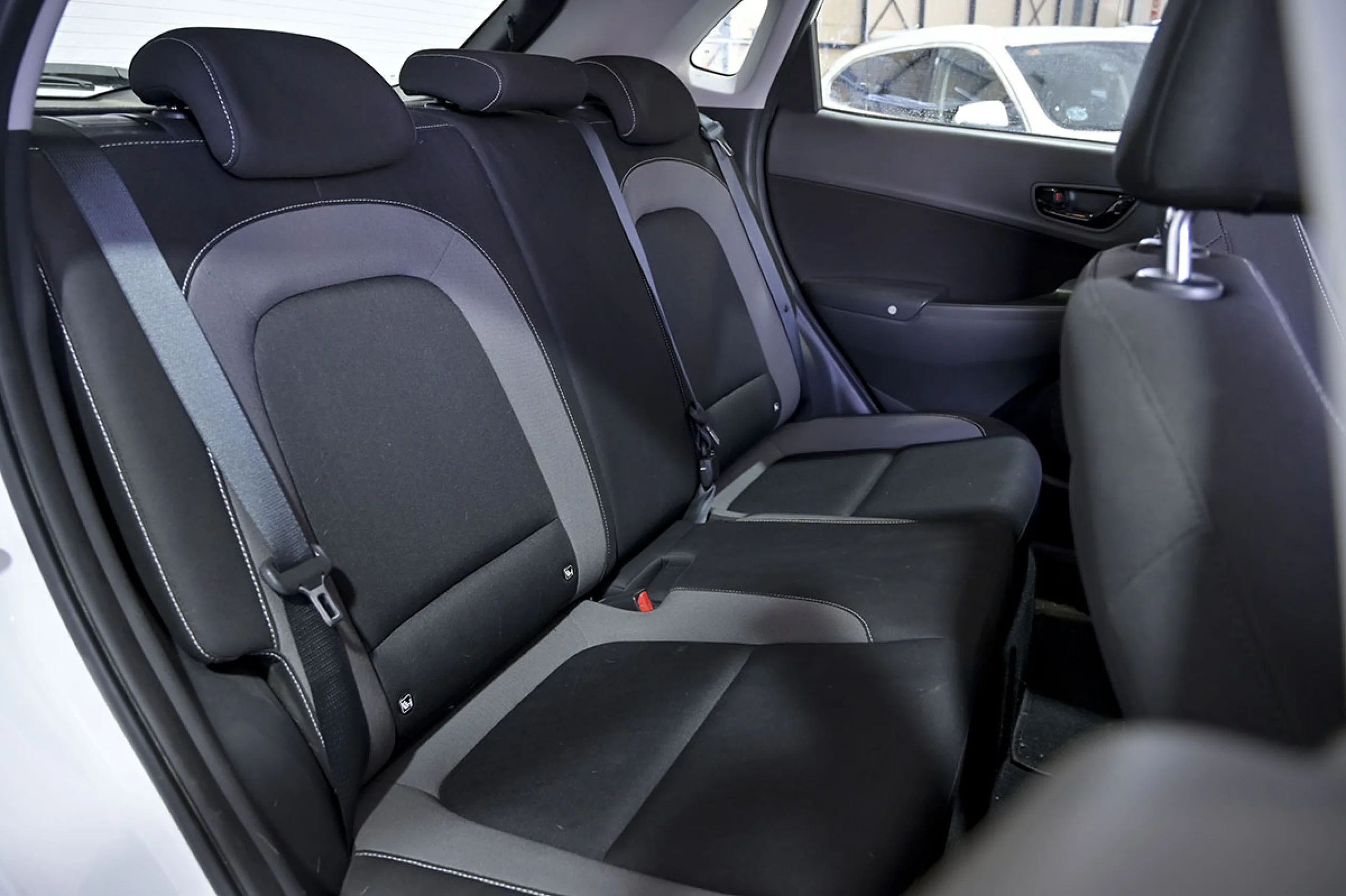 Hyundai Kona 1.6 GDI HEV Klass DCT - Foto 16