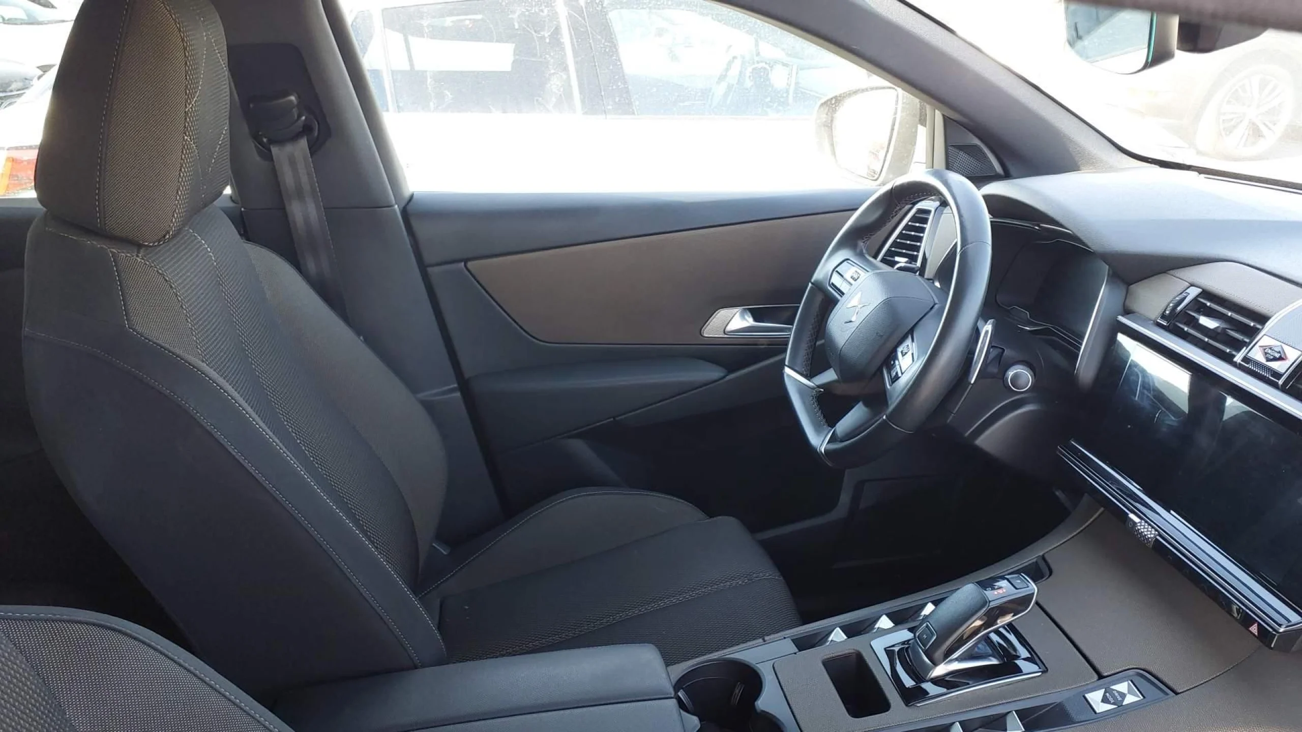 DS DS7 Crossback DS 7 CROSSBACK BlueHDi 132kW (180CV) Auto. SO CHIC - Foto 5