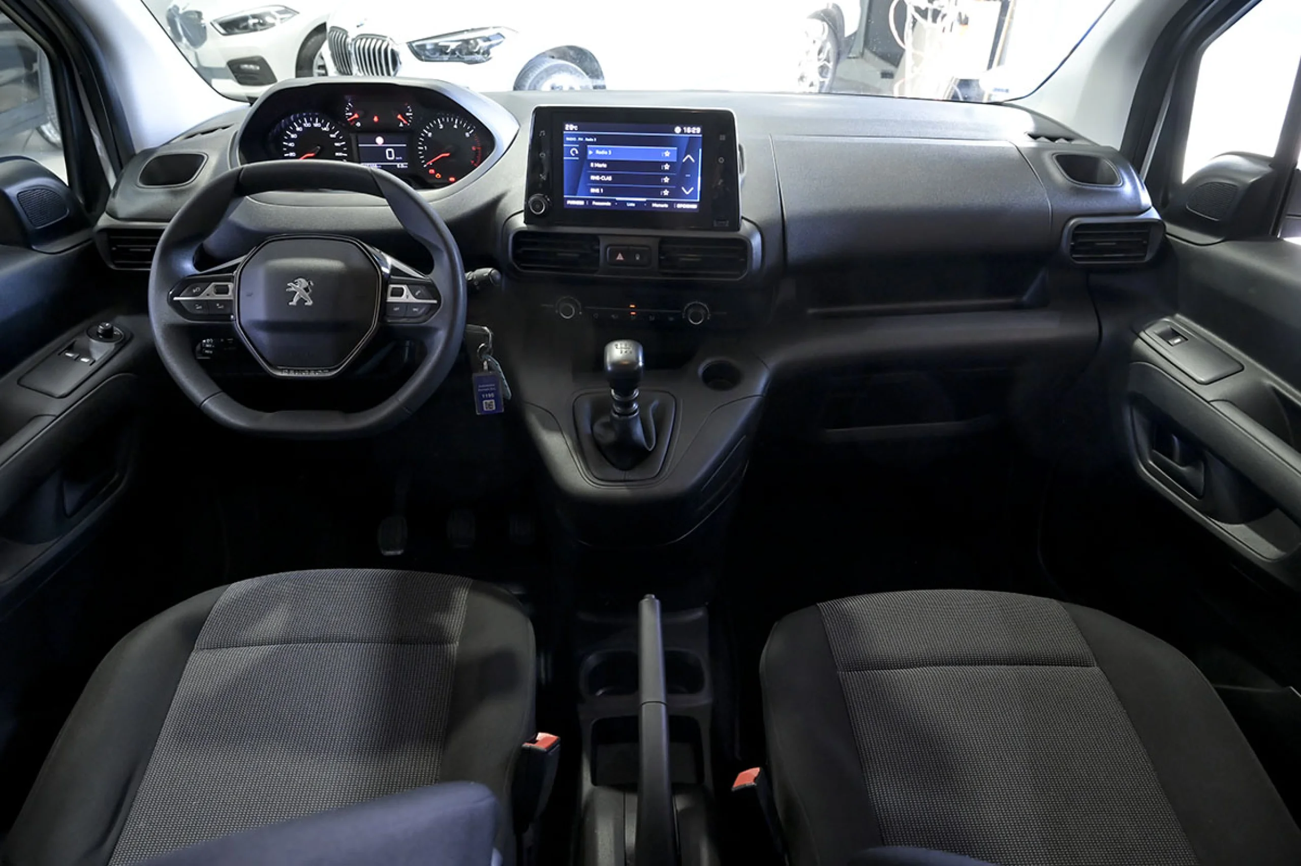 Peugeot Rifter Active Pack Business Std. BlueHDi 100 - Foto 8