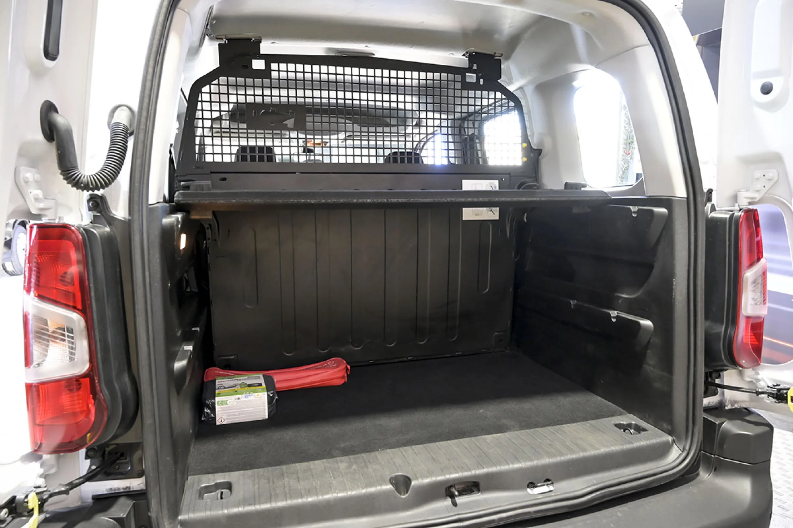 Peugeot Rifter Active Pack Business Std. BlueHDi 100 - Foto 13