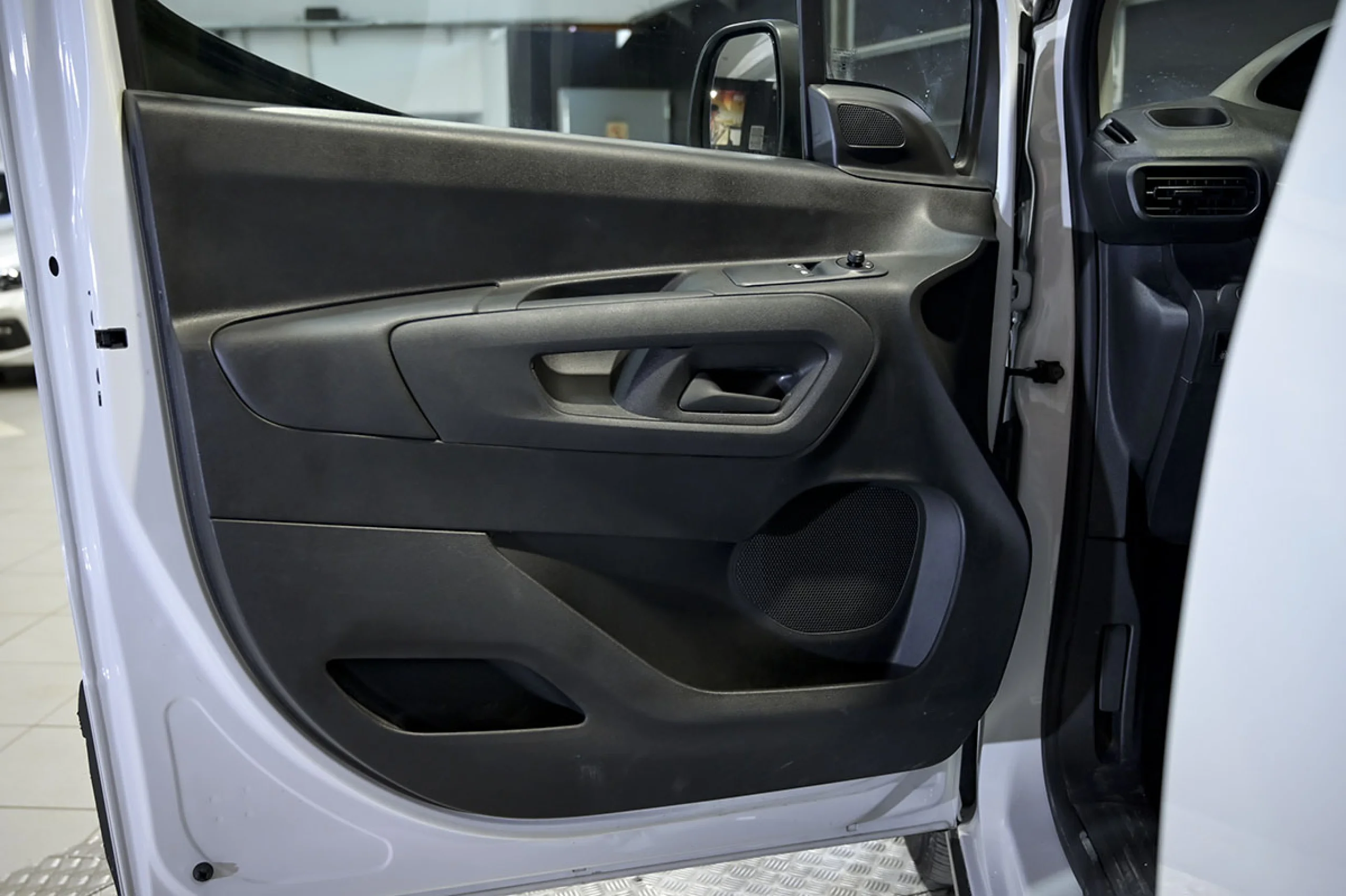 Peugeot Rifter Active Pack Business Std. BlueHDi 100 - Foto 19