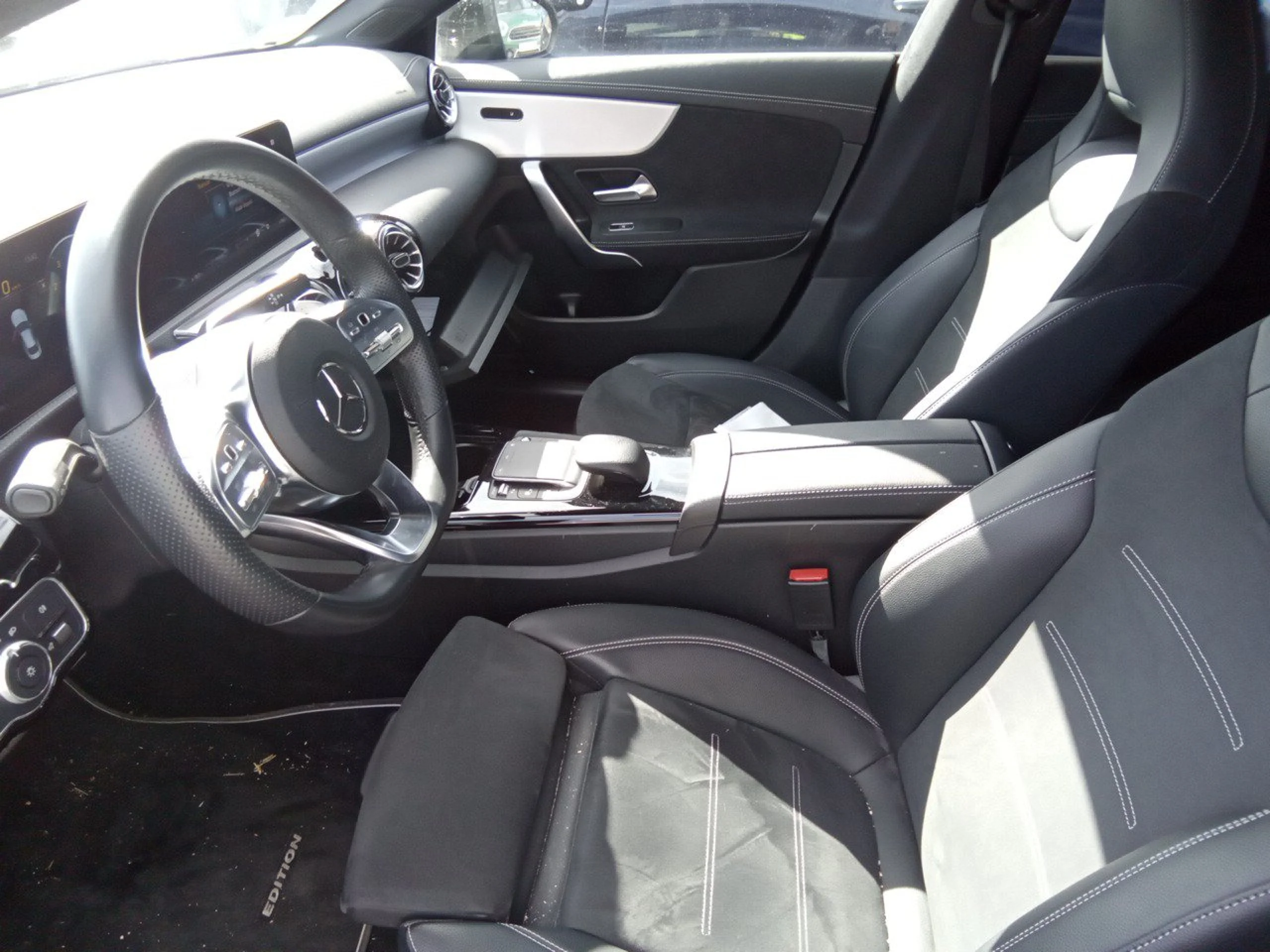 Mercedes-Benz CLA 180 MERCEDES CLA  180 - Foto 7