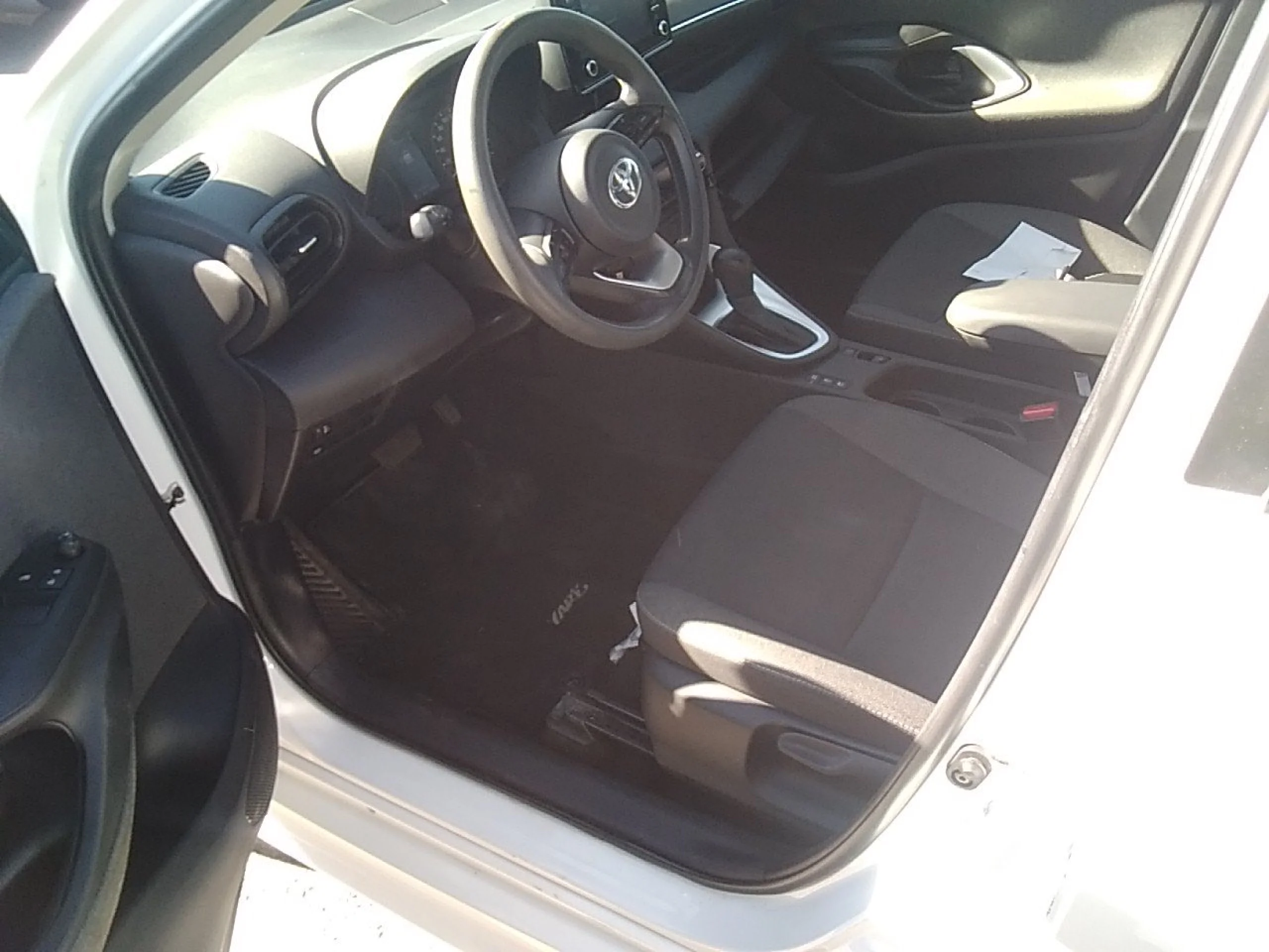 Toyota Yaris 1.5 120H Business Plus - Foto 7