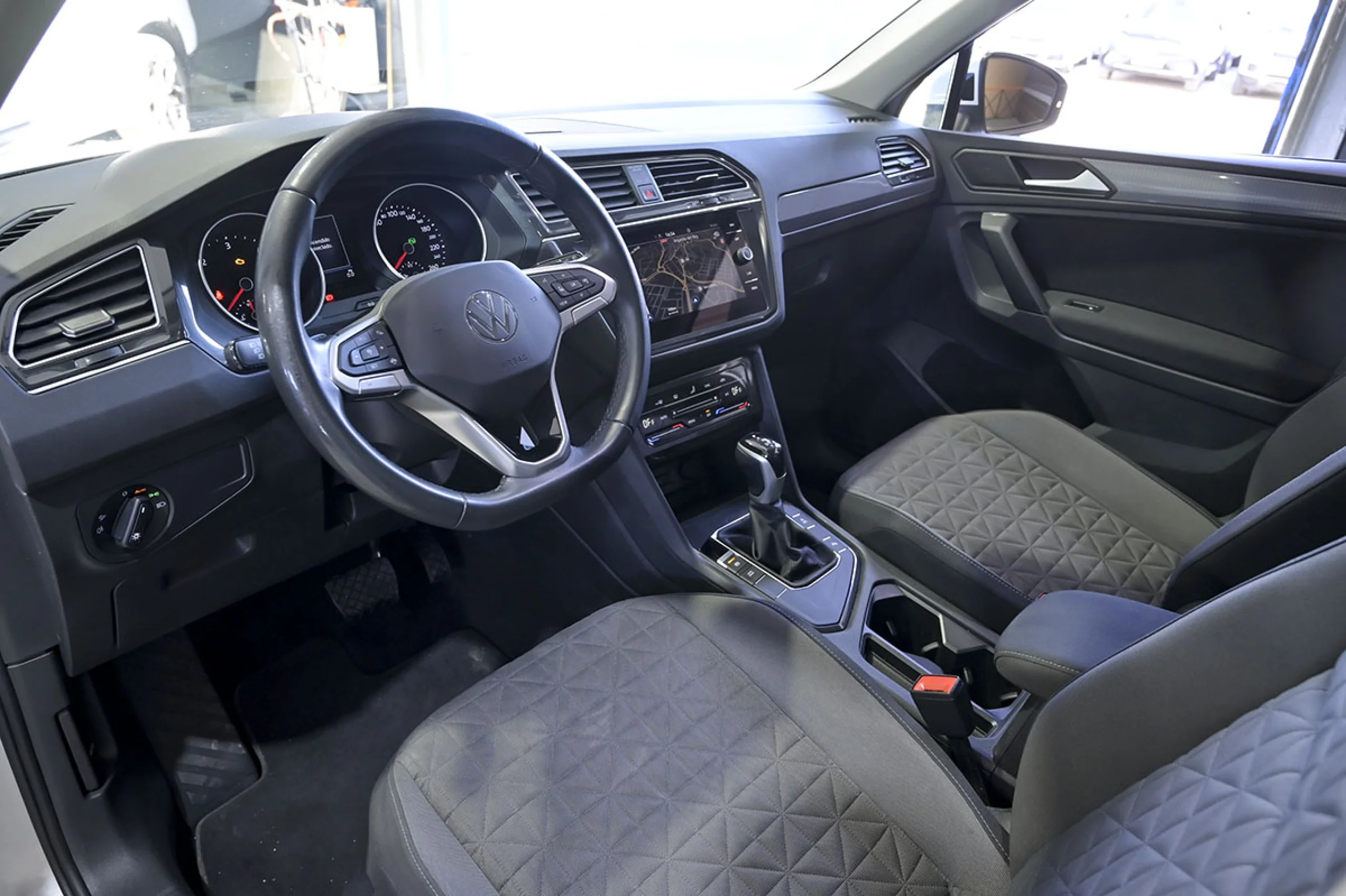 Volkswagen Tiguan Life 2.0 TDI 110kW 150CV DSG - Foto 6