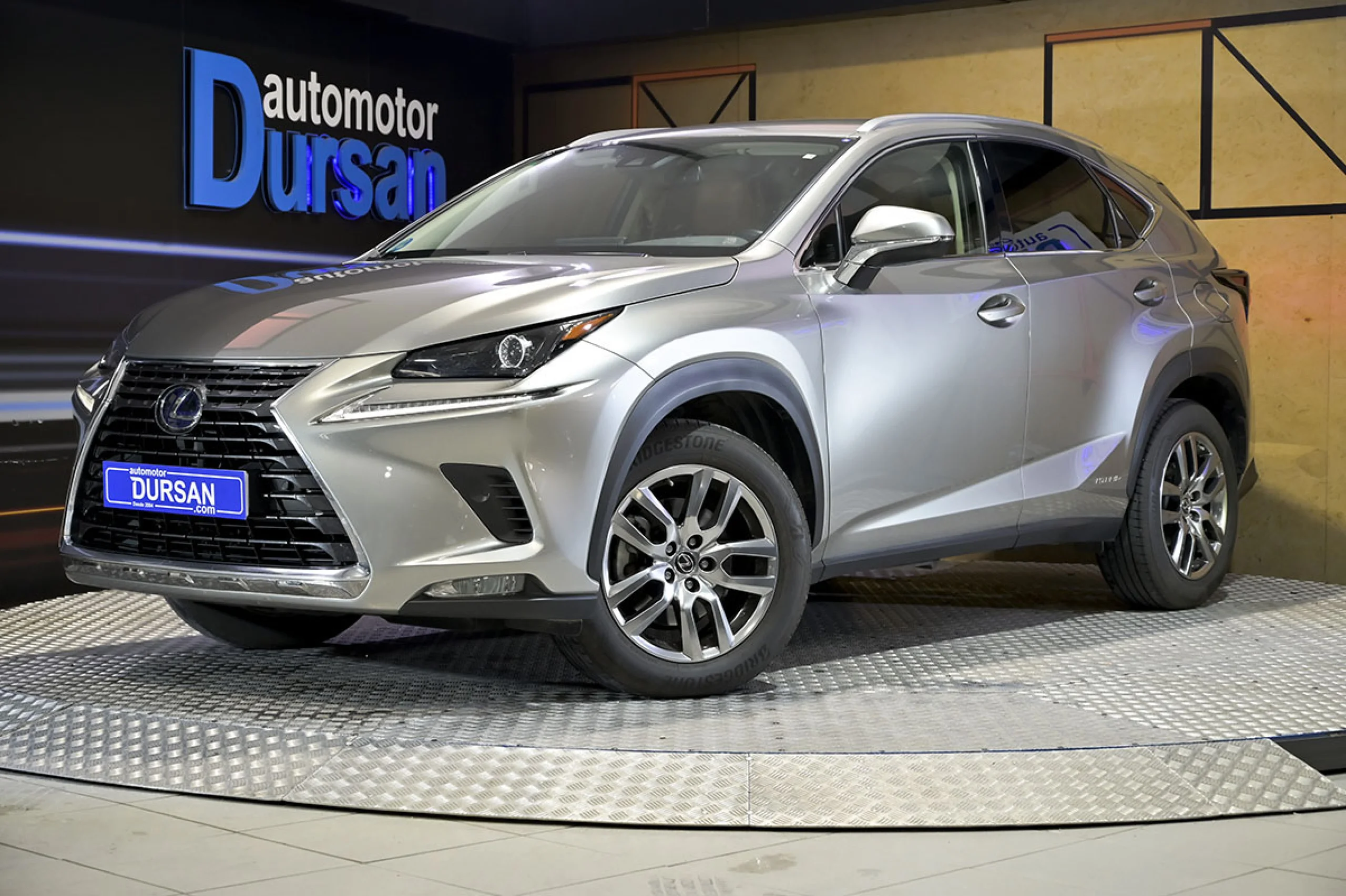 Lexus NX 300h NX 2.5 300h Executive Kick PowerNavig - Foto 1