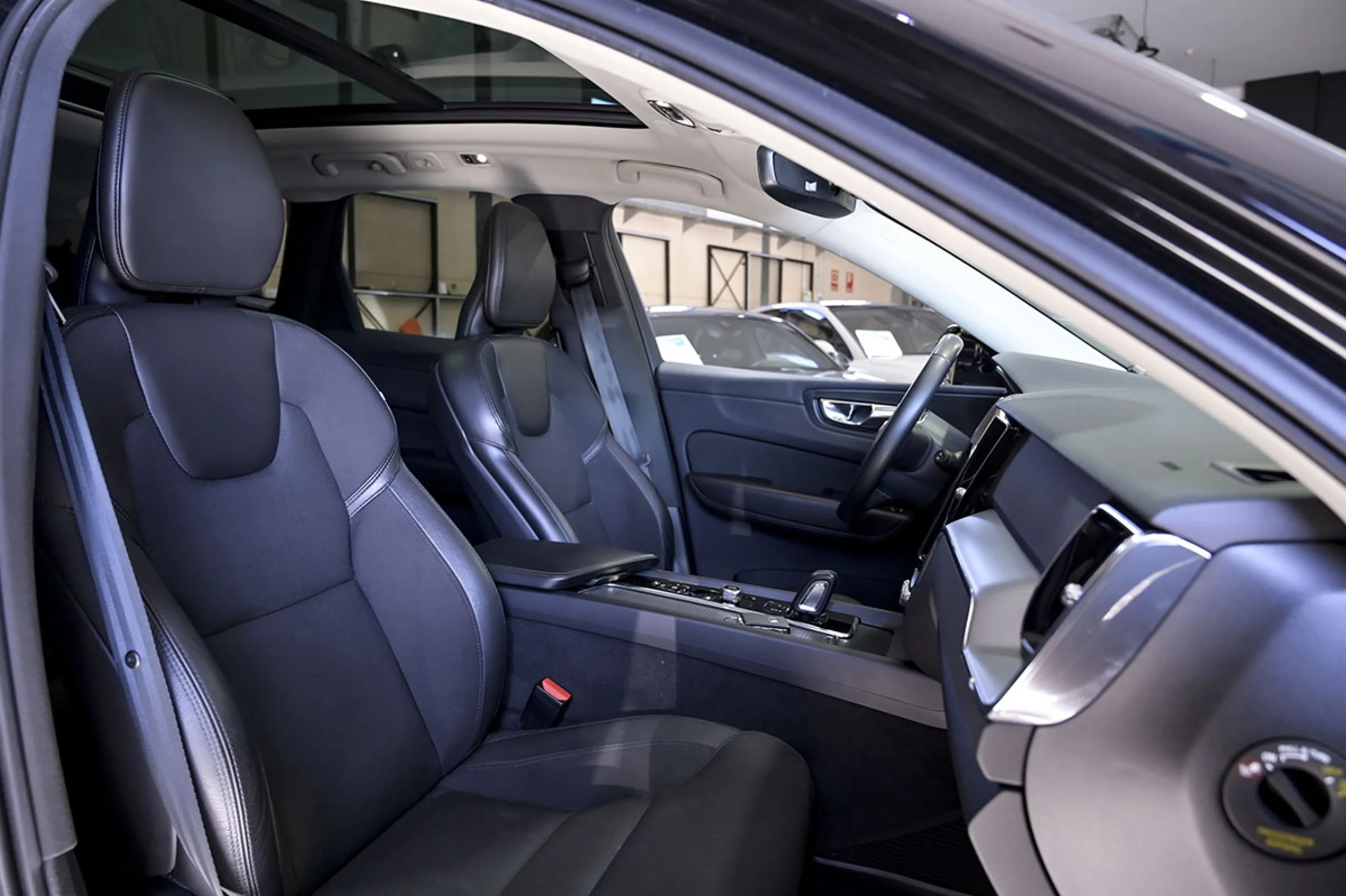 Volvo XC 60 XC60 2.0 T8 AWD Business Plus Auto - Foto 31