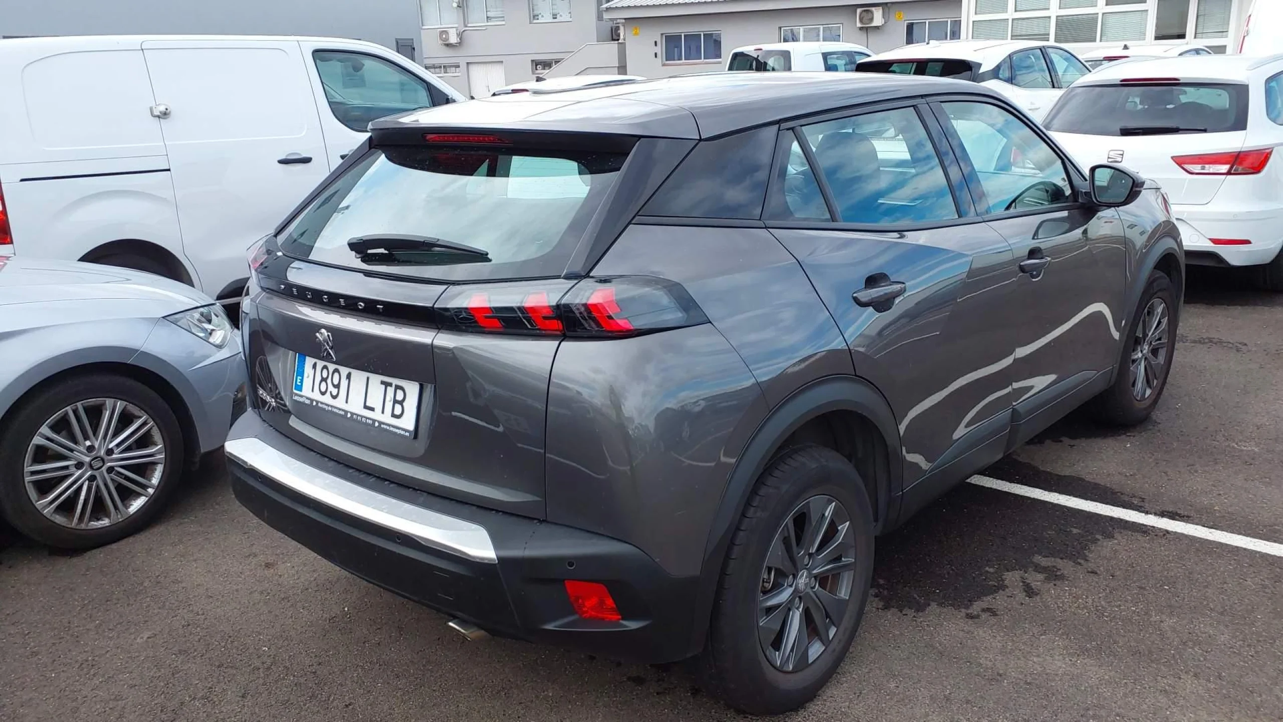 Peugeot 2008 Active Pack BlueHDI 81kW (110CV) - Foto 3