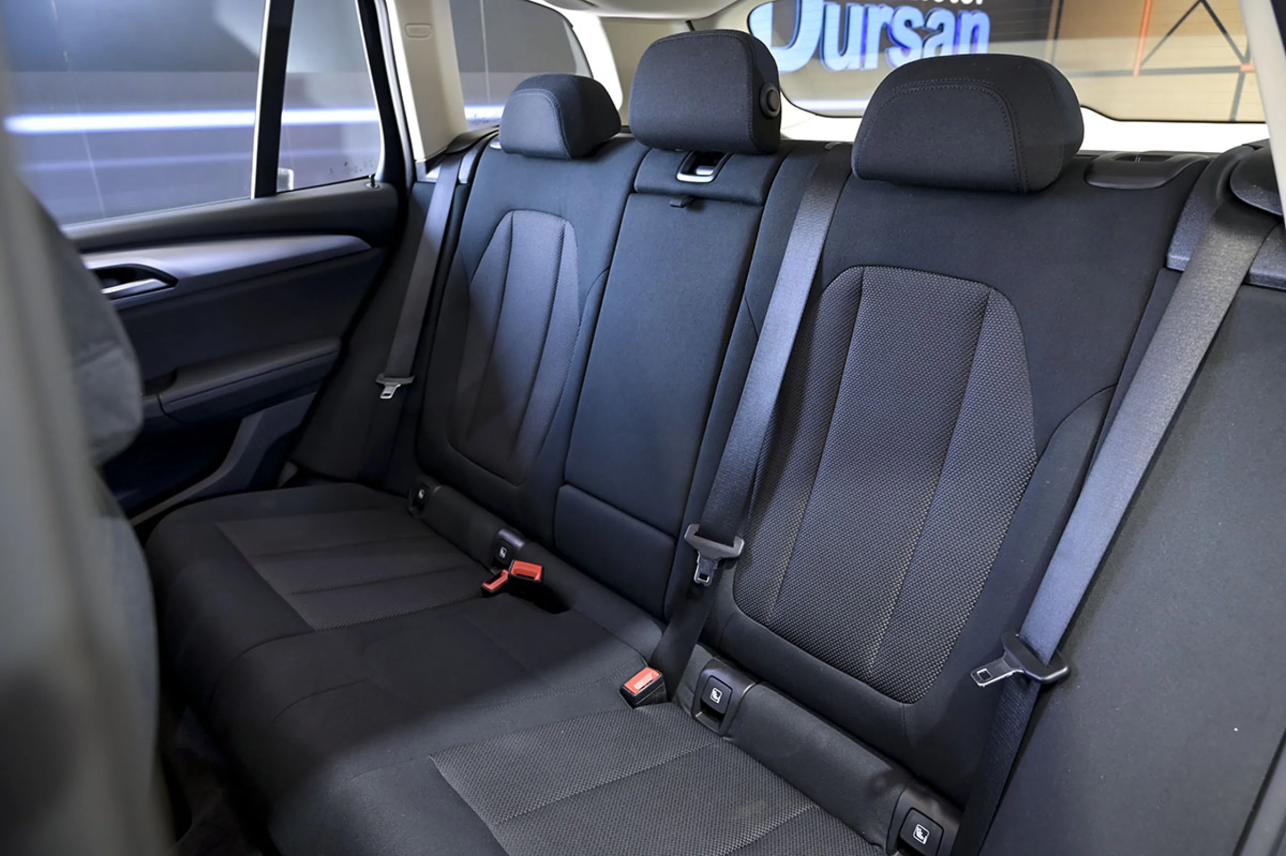 BMW X3 xDrive20d - Foto 16