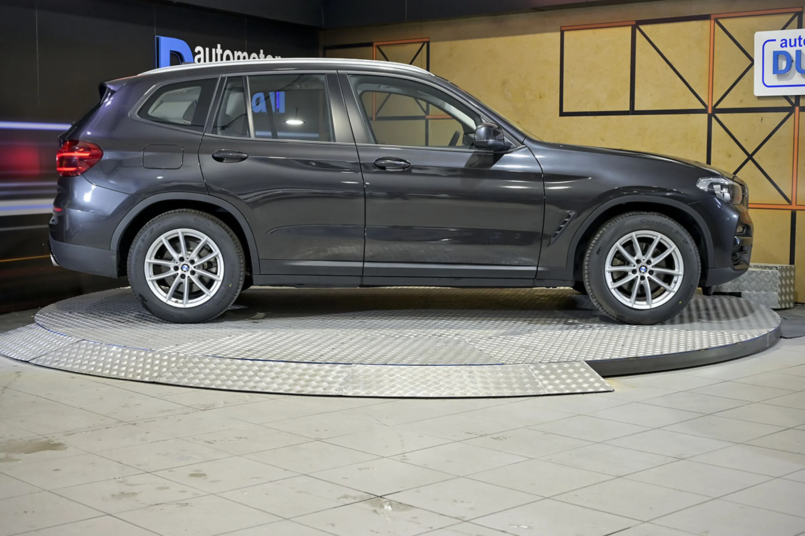 BMW X3 xDrive20d - Foto 19