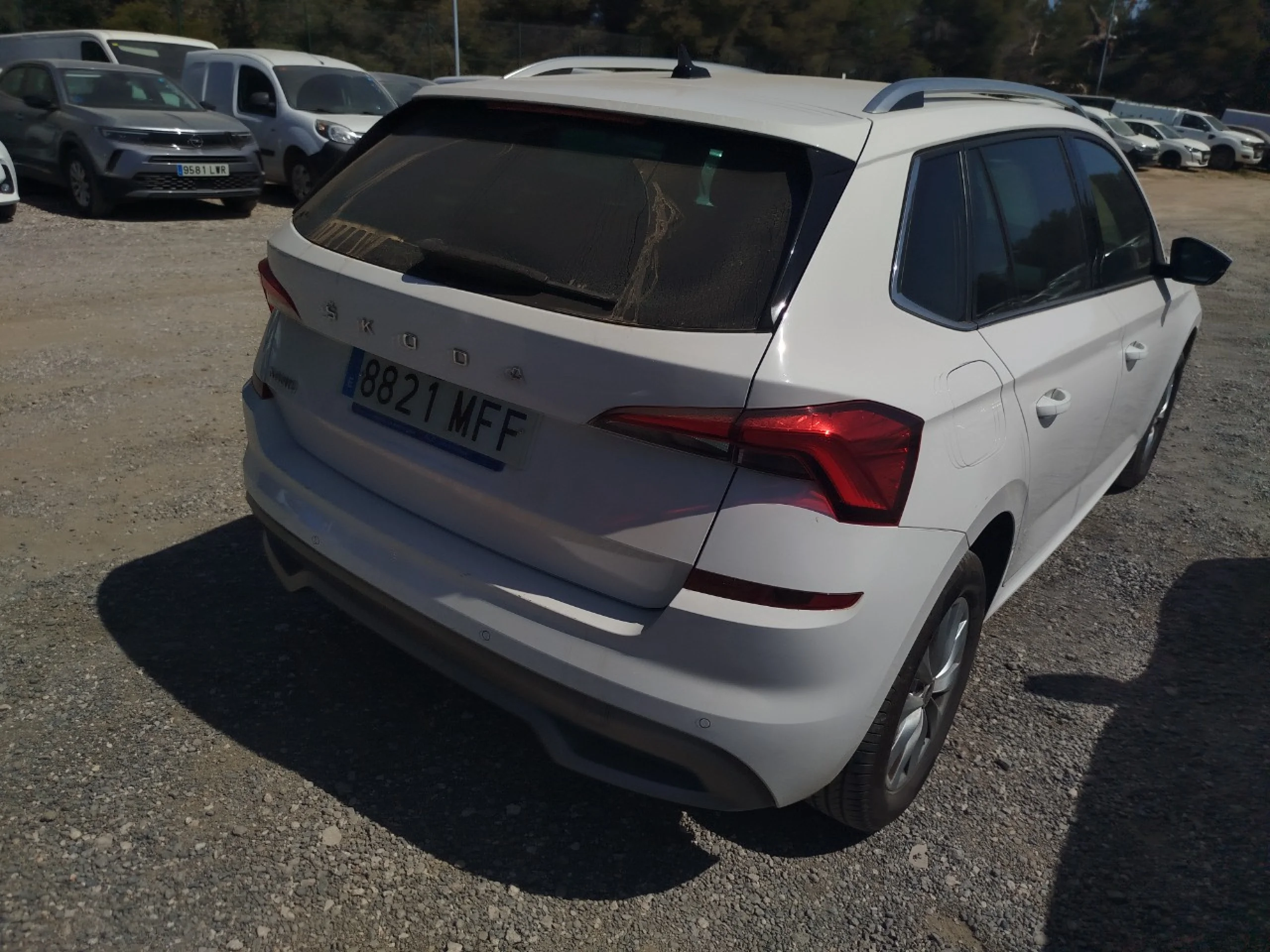 Skoda Kamiq 1.0 TSI 81kW (110CV) DSG AMBITION - Foto 4