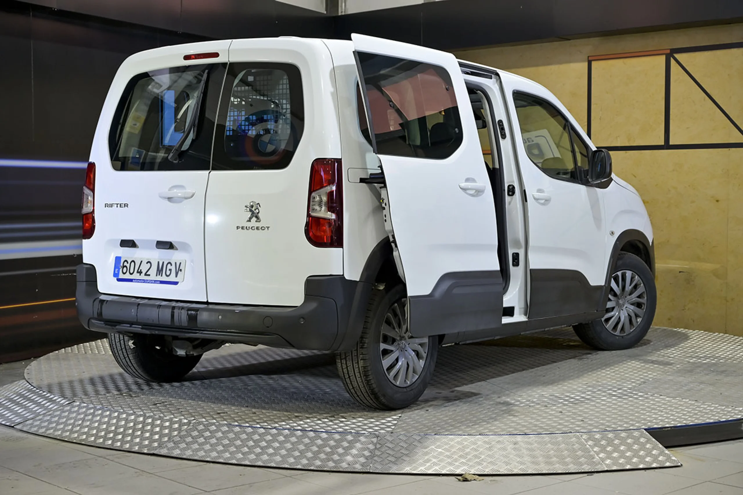 Peugeot Rifter Active Pack Business Std. BlueHDi 100 - Foto 5