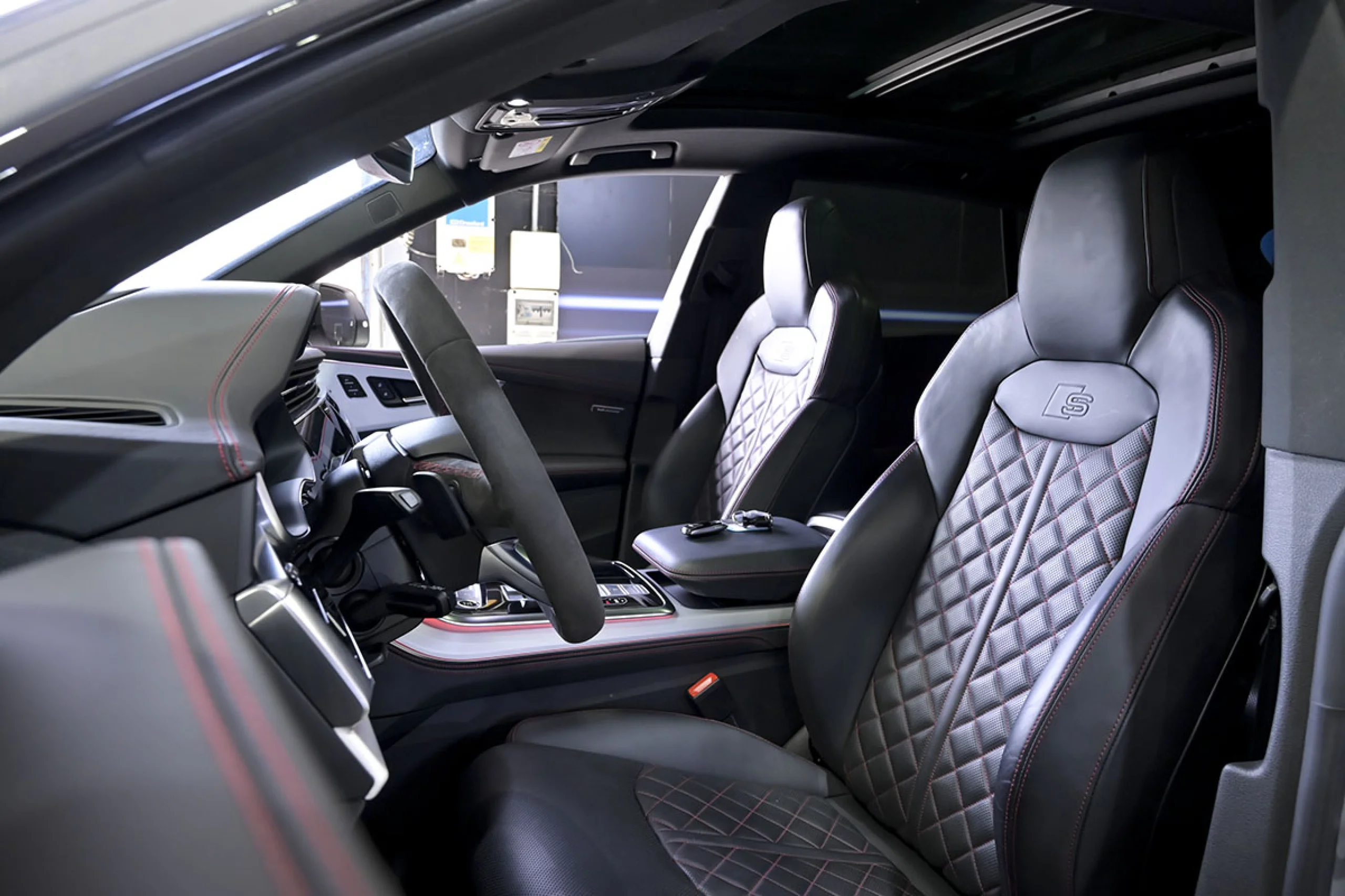 Audi Q8 50 TDI 210kW Black Line Plus quattro tip - Foto 24