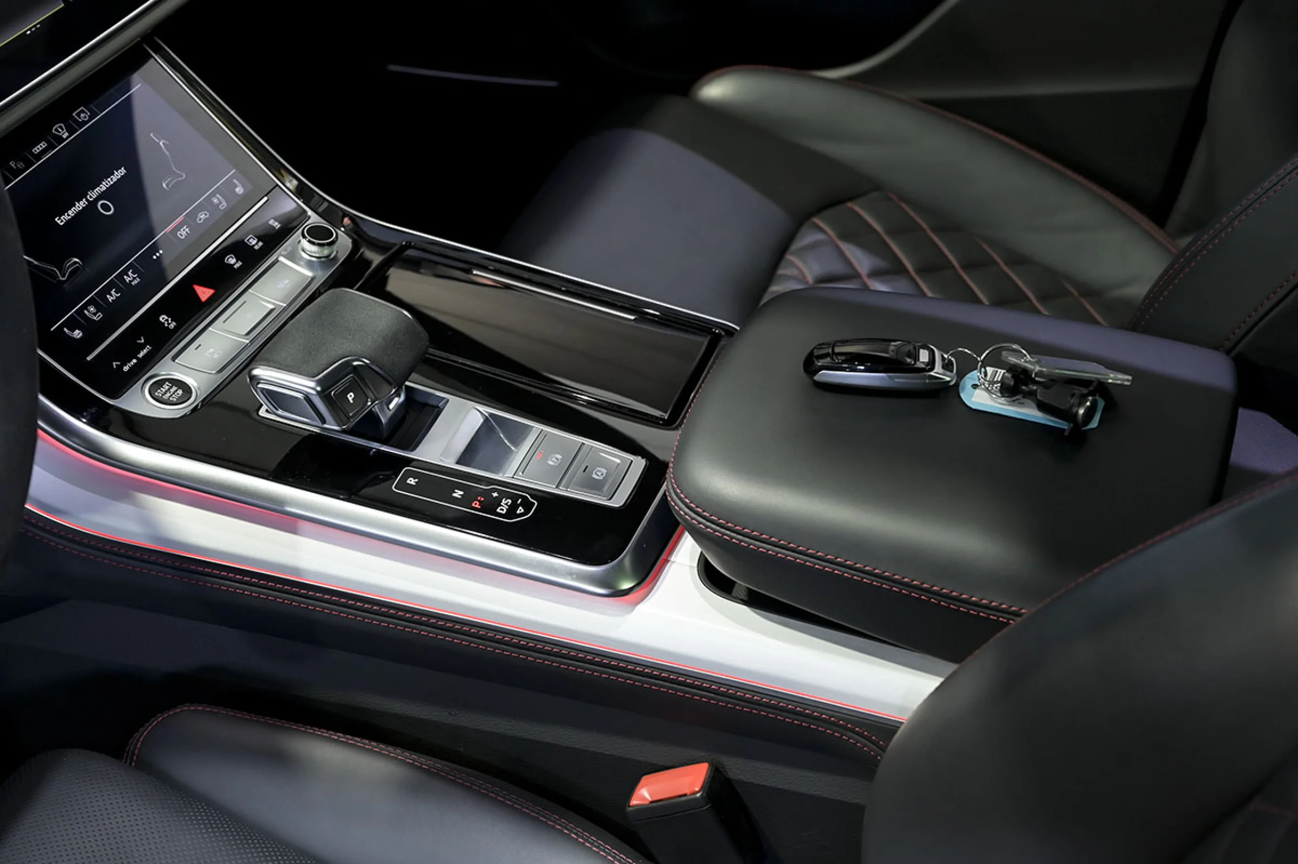 Audi Q8 50 TDI 210kW Black Line Plus quattro tip - Foto 28