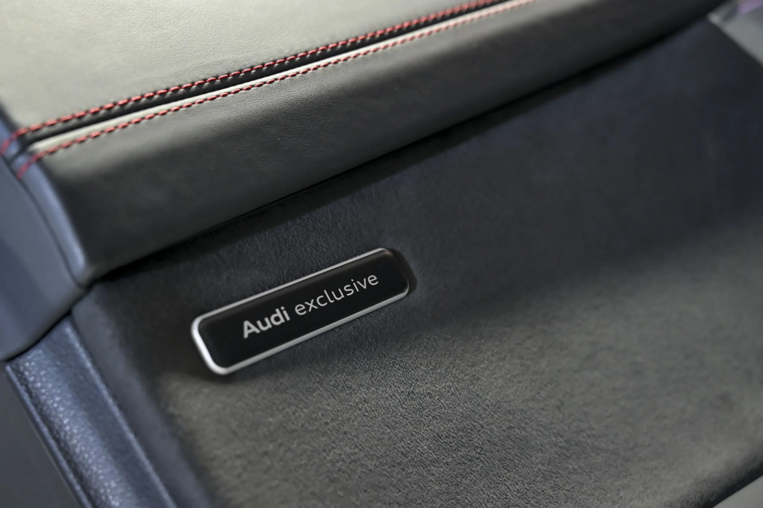 Audi Q8 50 TDI 210kW Black Line Plus quattro tip - Foto 32