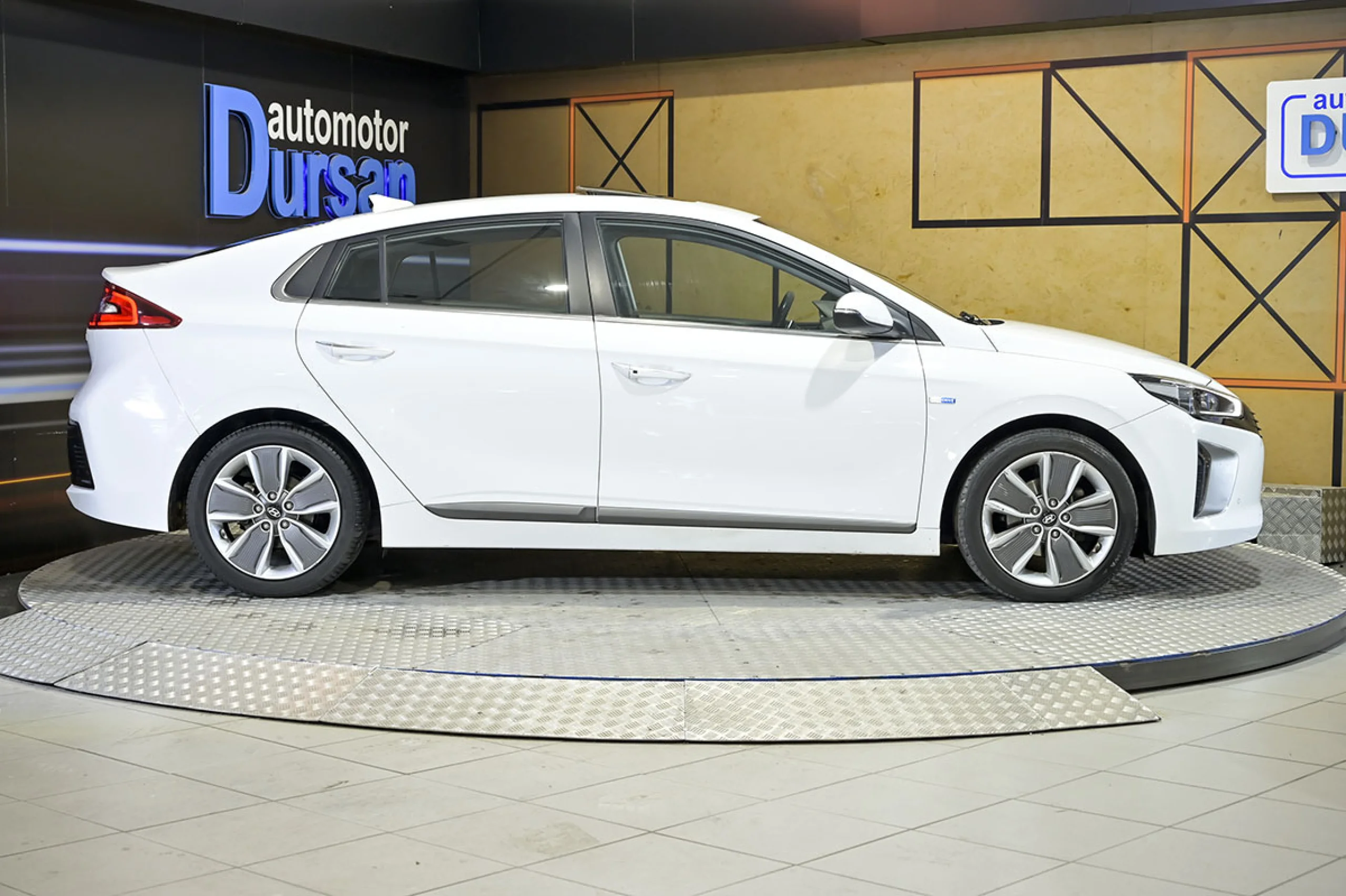 Hyundai Ioniq 1.6 GDI HEV Tecno DCT - Foto 20