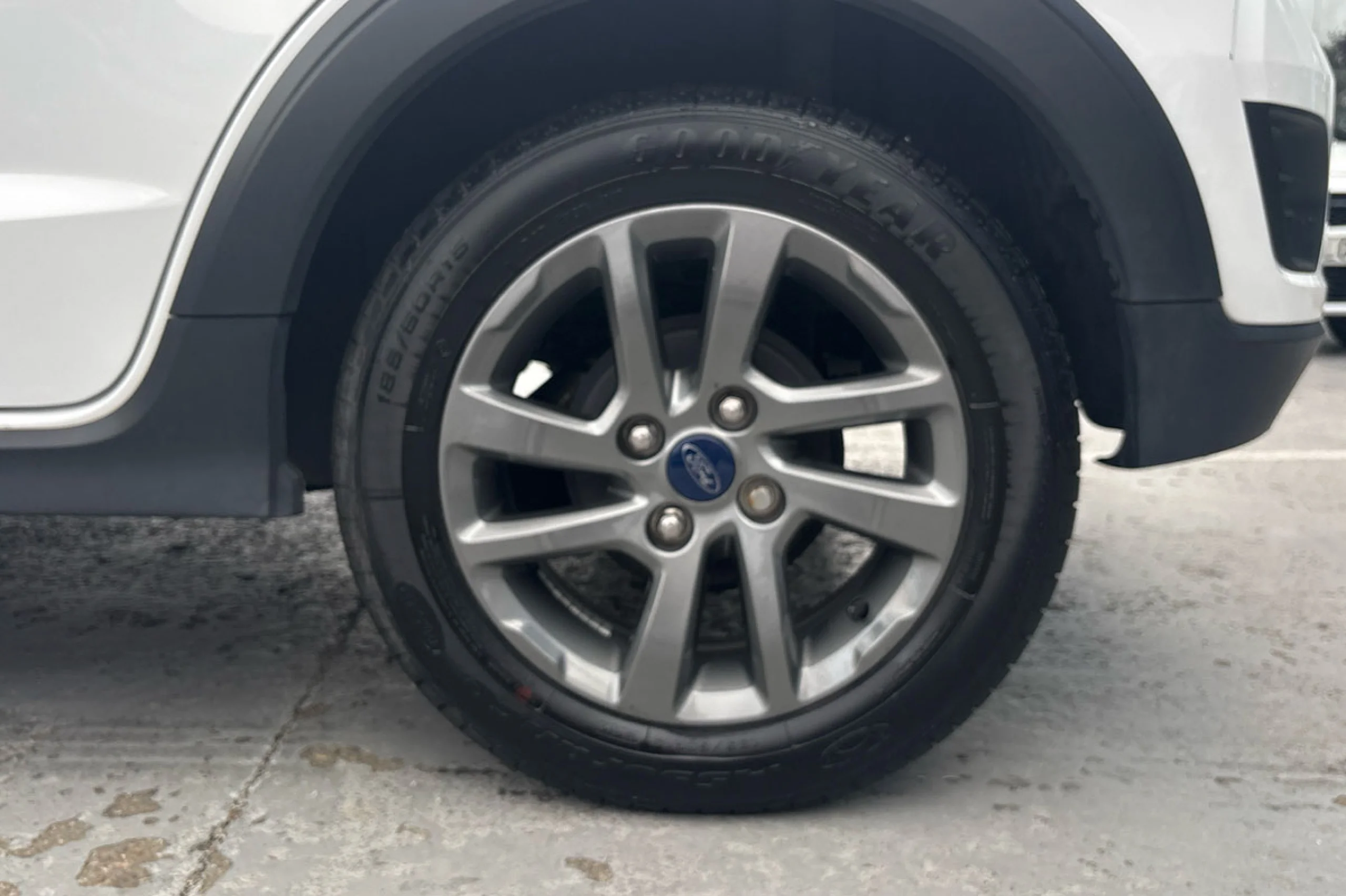 Ford Ka 1.2 TiVCT 63kW Active - Foto 13