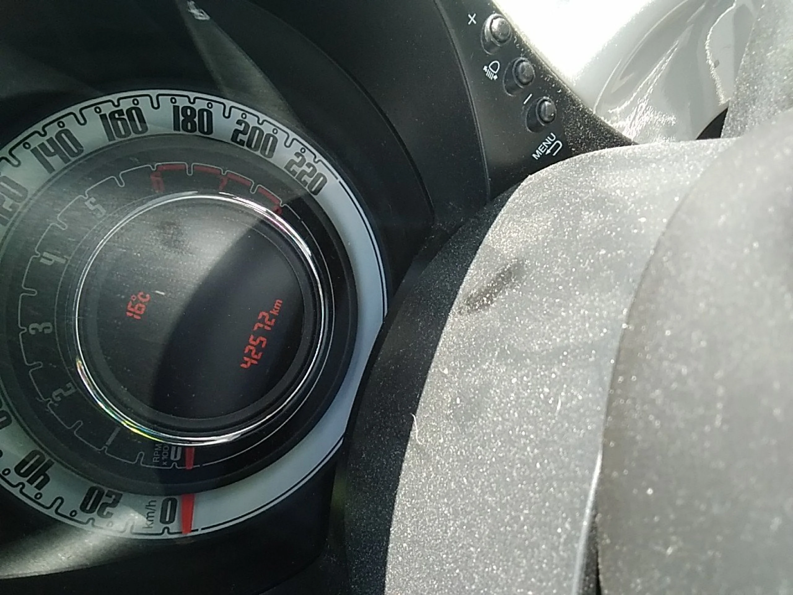 Fiat 500 Lounge 1.0 6v GSE 52KW (70 CV) - Foto 8