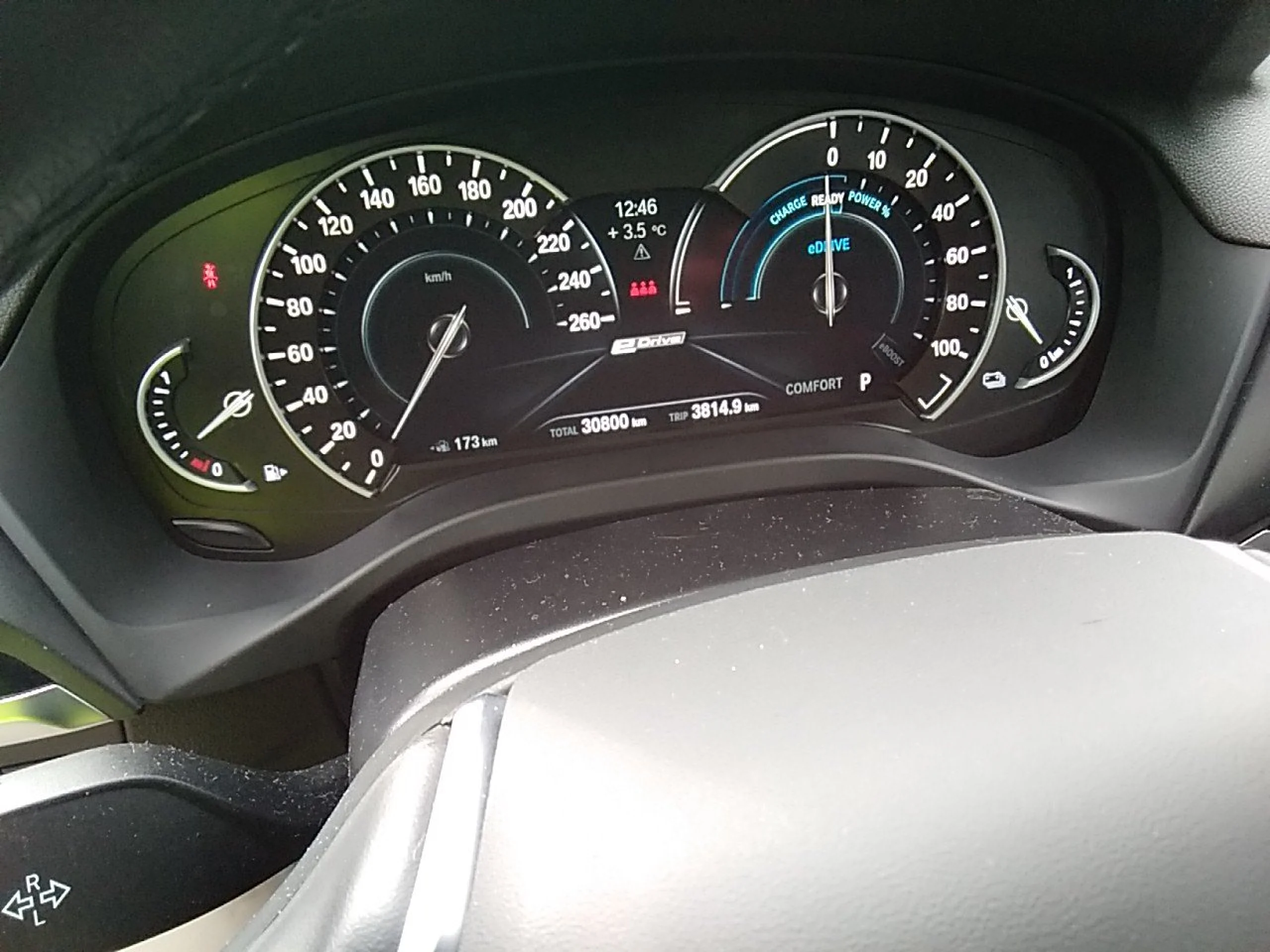 BMW X3 xDrive30e - Foto 8