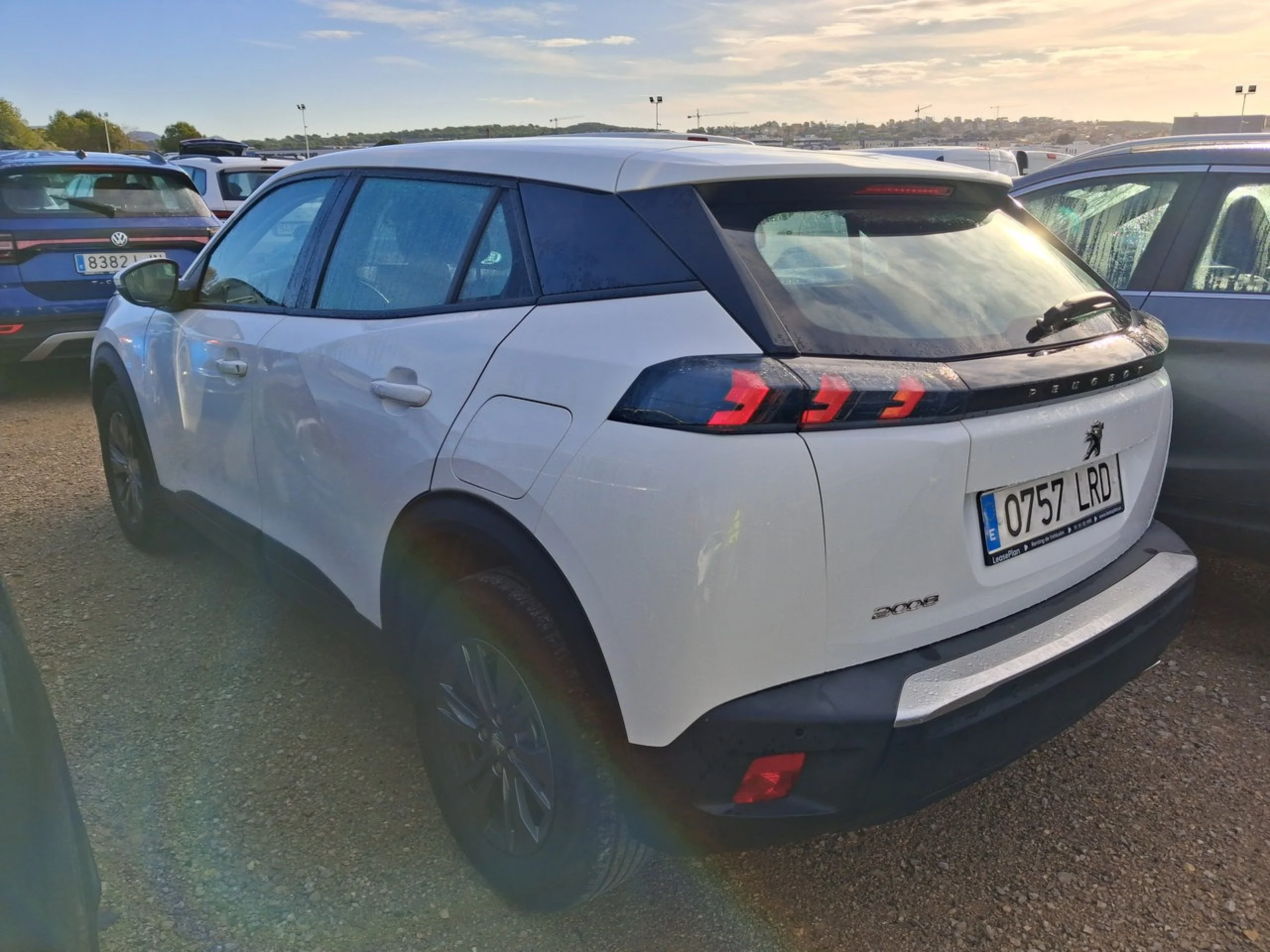 Peugeot 2008 Active Pack BlueHDI 81kW (110CV) - Foto 6