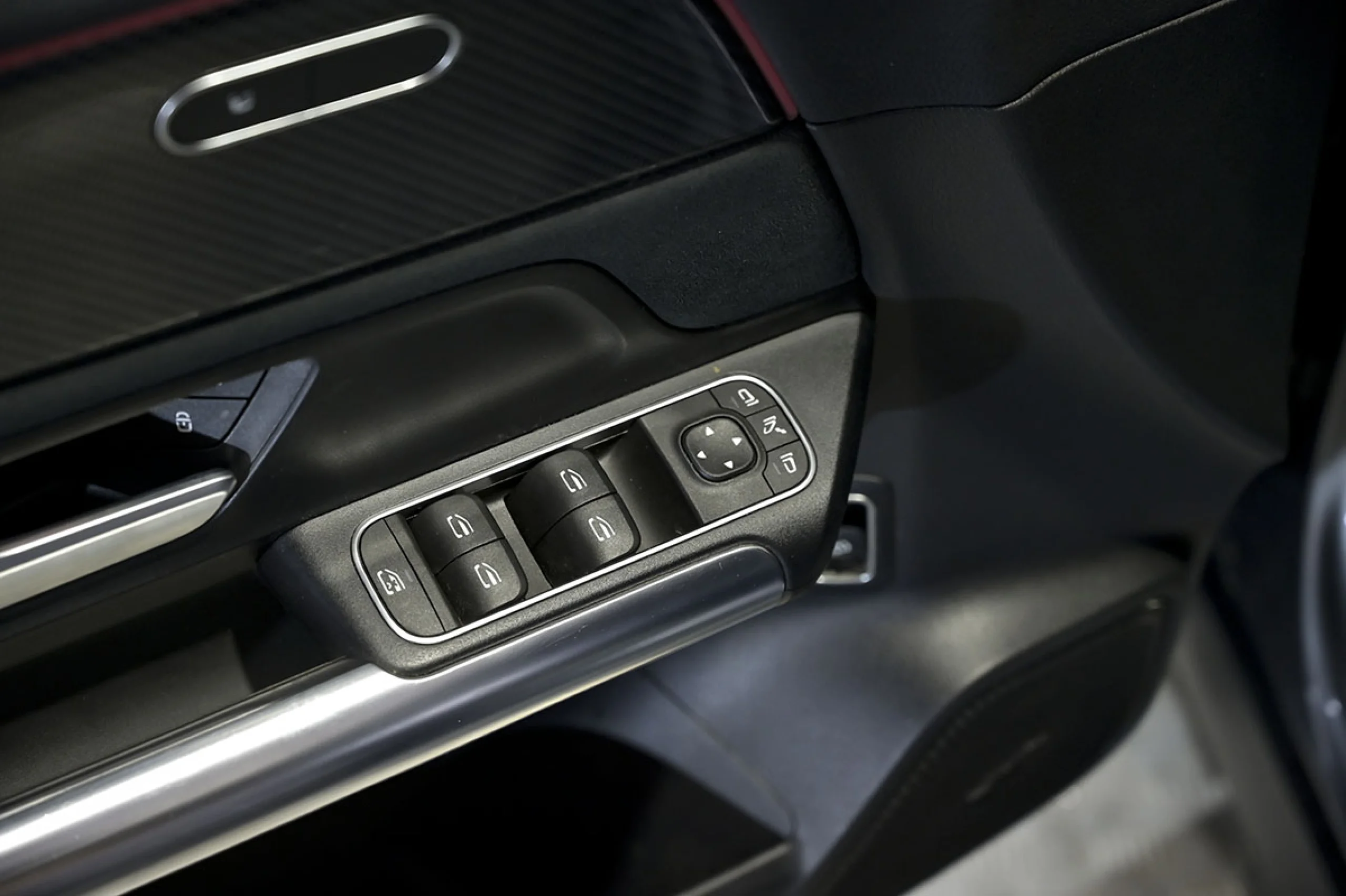 Mercedes-Benz GLA 200 MERCEDES-BENZ GLA GLA 200 D - Foto 35