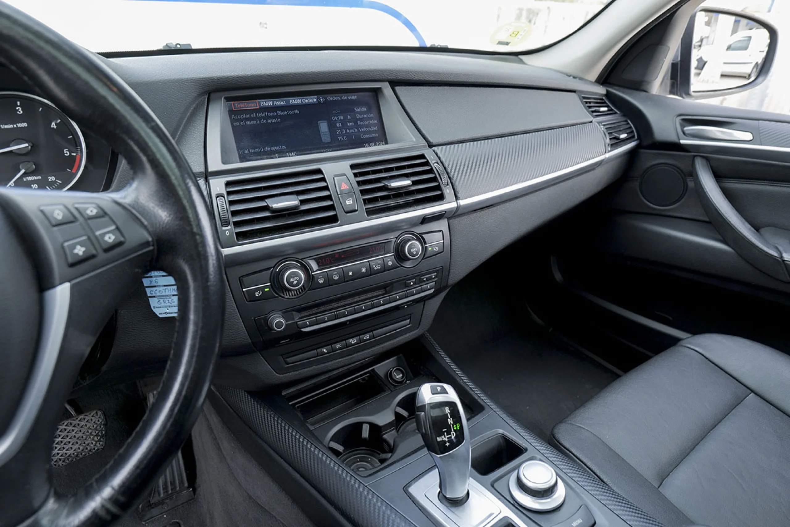 BMW X5 xDRIVE35d - Foto 28