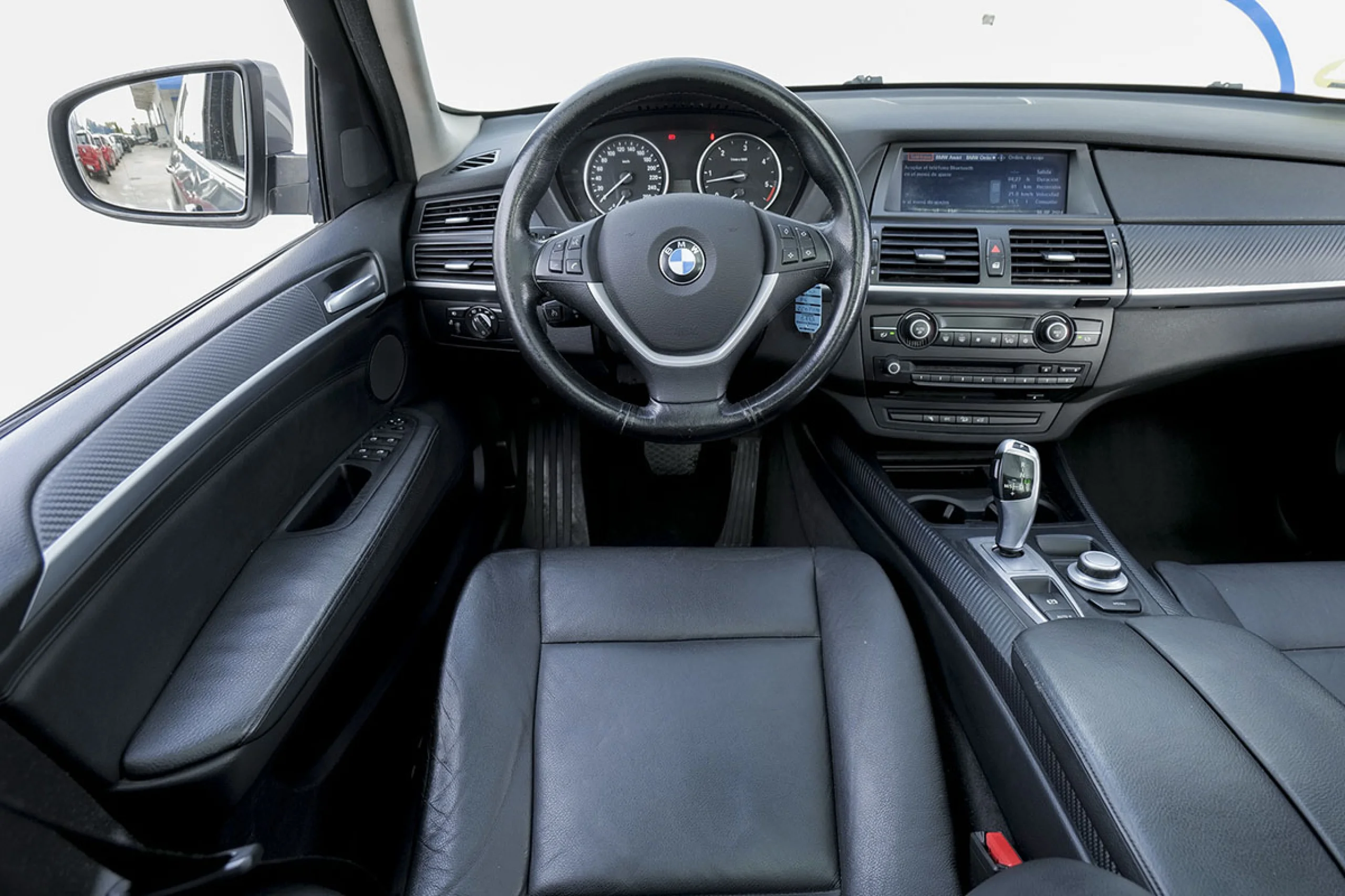BMW X5 xDRIVE35d - Foto 34
