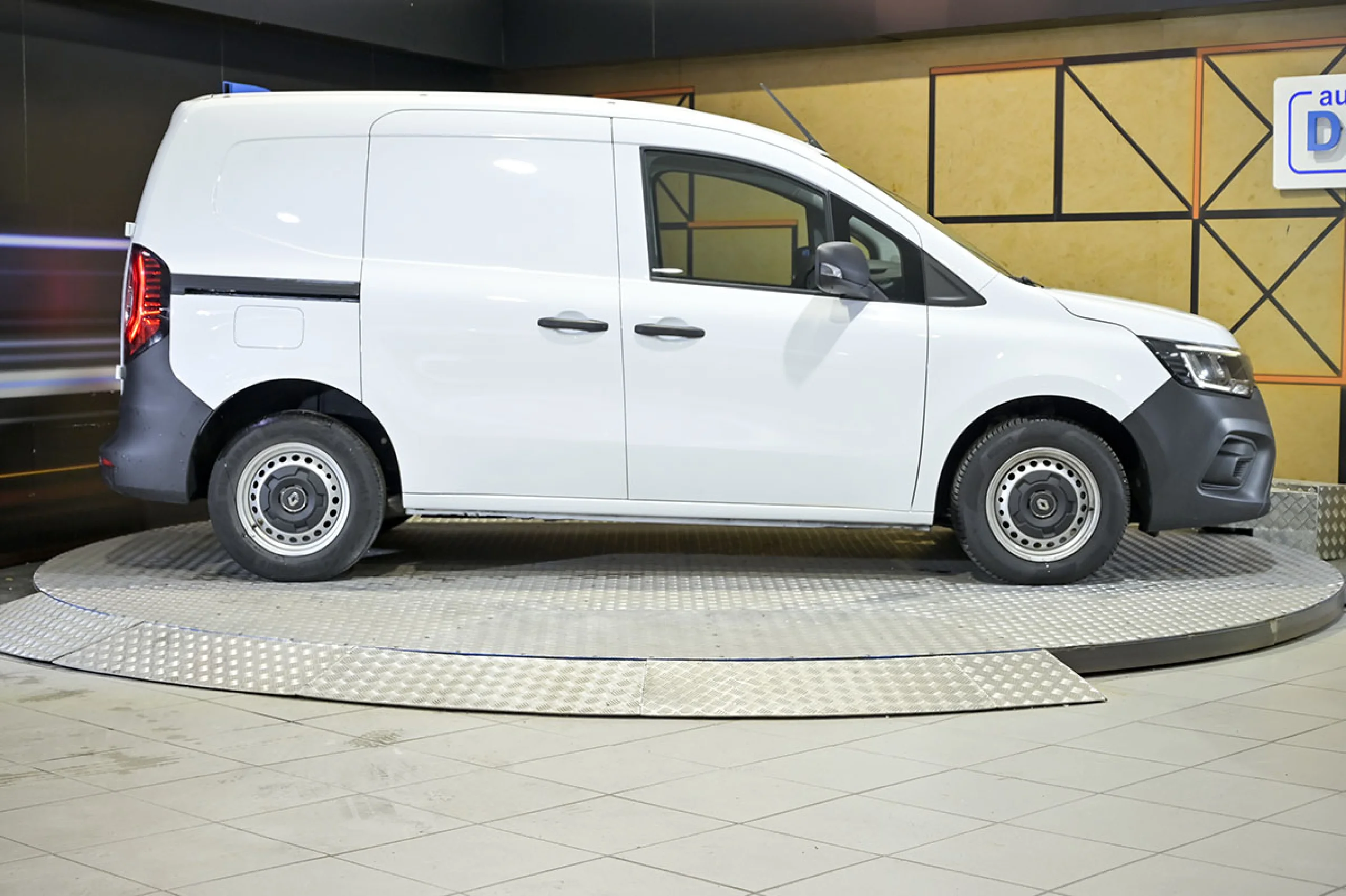 Renault Kangoo Furgón L1 1.5 Blue dCi 70kW 95CV - Foto 20