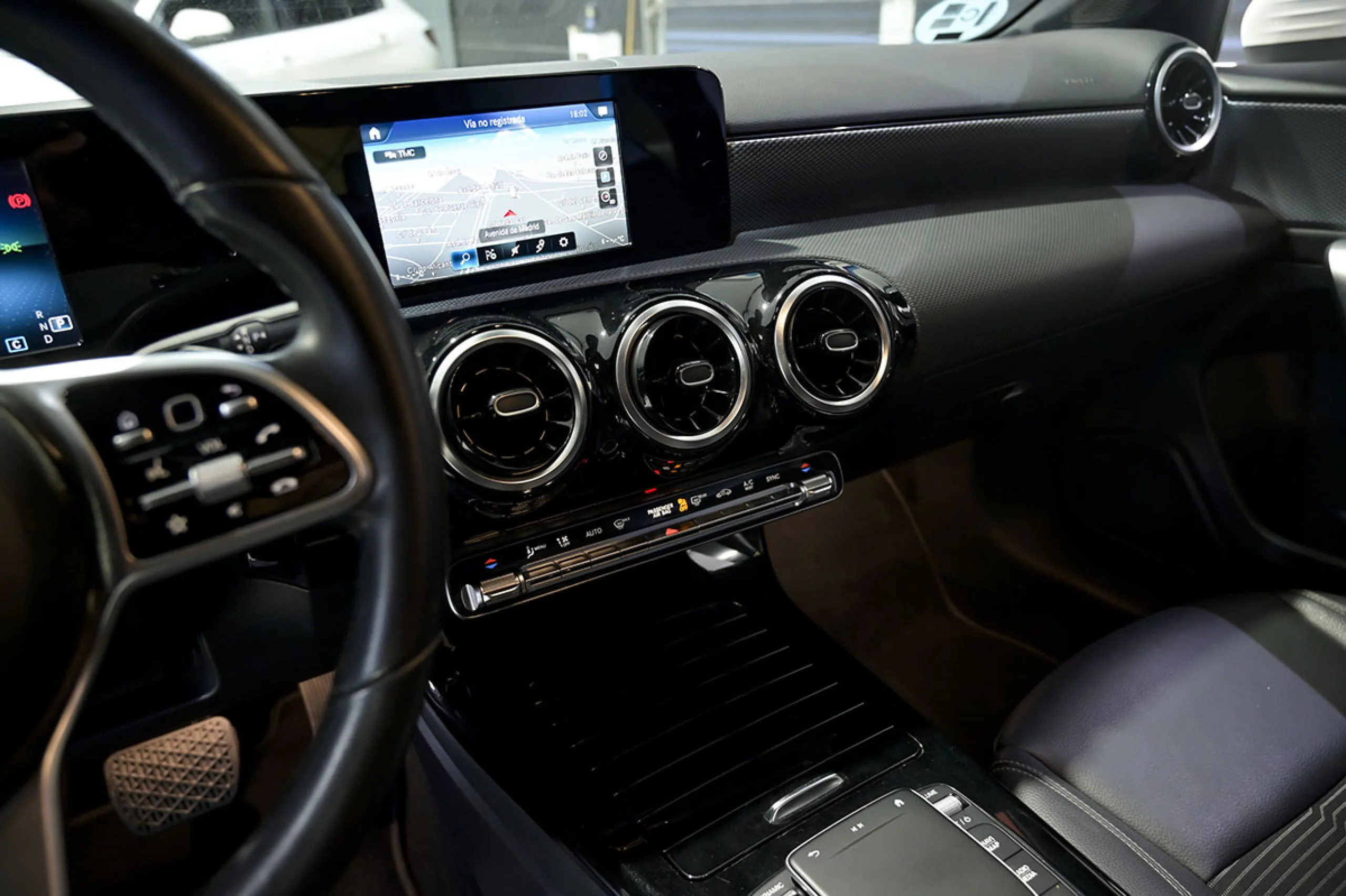 Mercedes-Benz A 180 MERCEDES-BENZ Clase A A 180 d - Foto 27