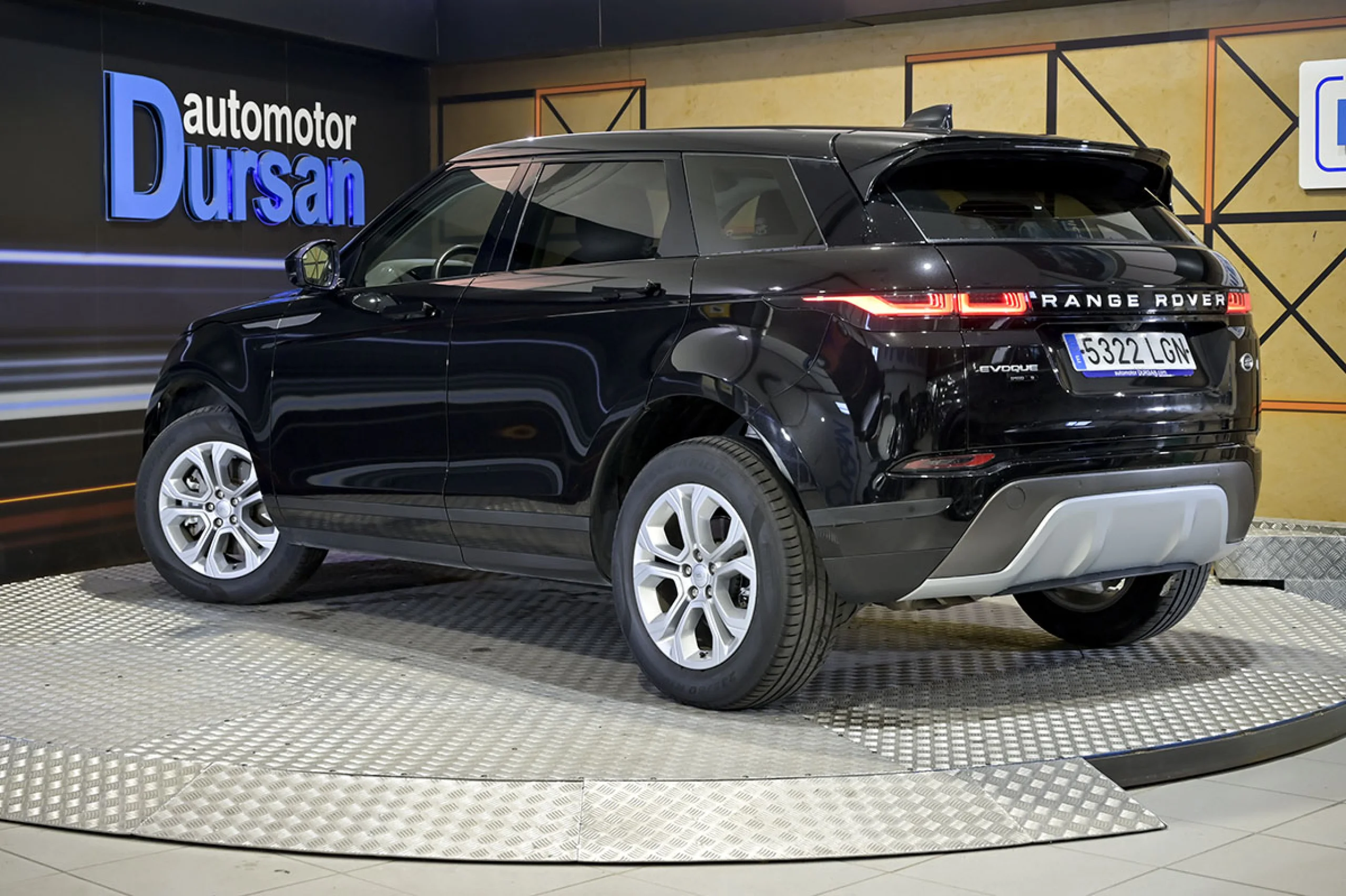 Land Rover Range Rover Evoque 2.0 D150 S AUTO 4WD - Foto 4