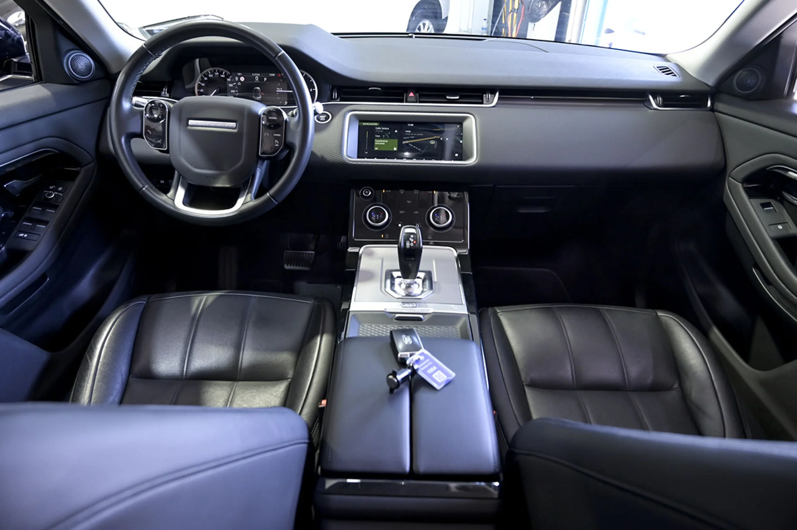 Land Rover Range Rover Evoque 2.0 D150 S AUTO 4WD - Foto 8