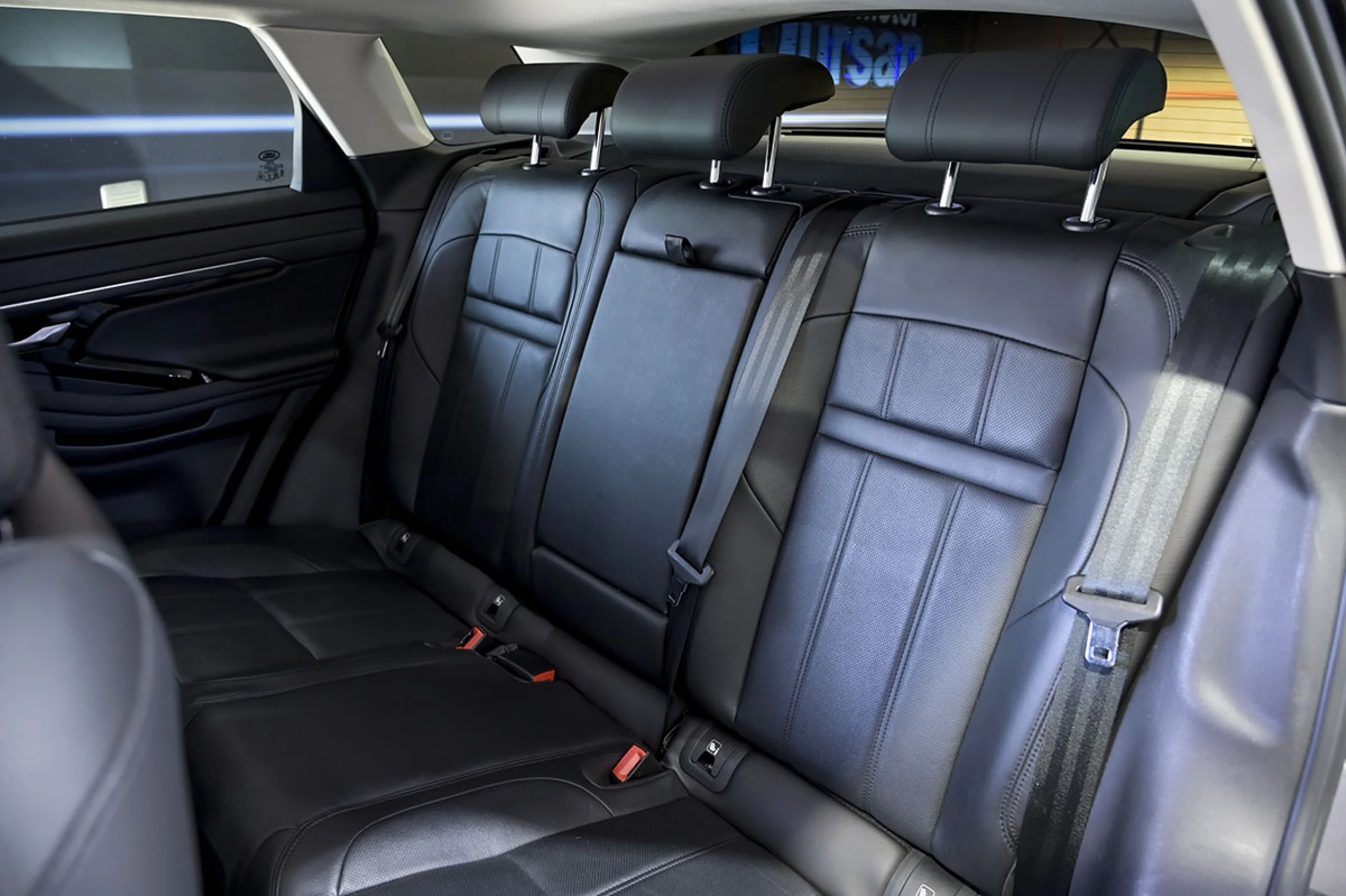 Land Rover Range Rover Evoque 2.0 D150 S AUTO 4WD - Foto 17