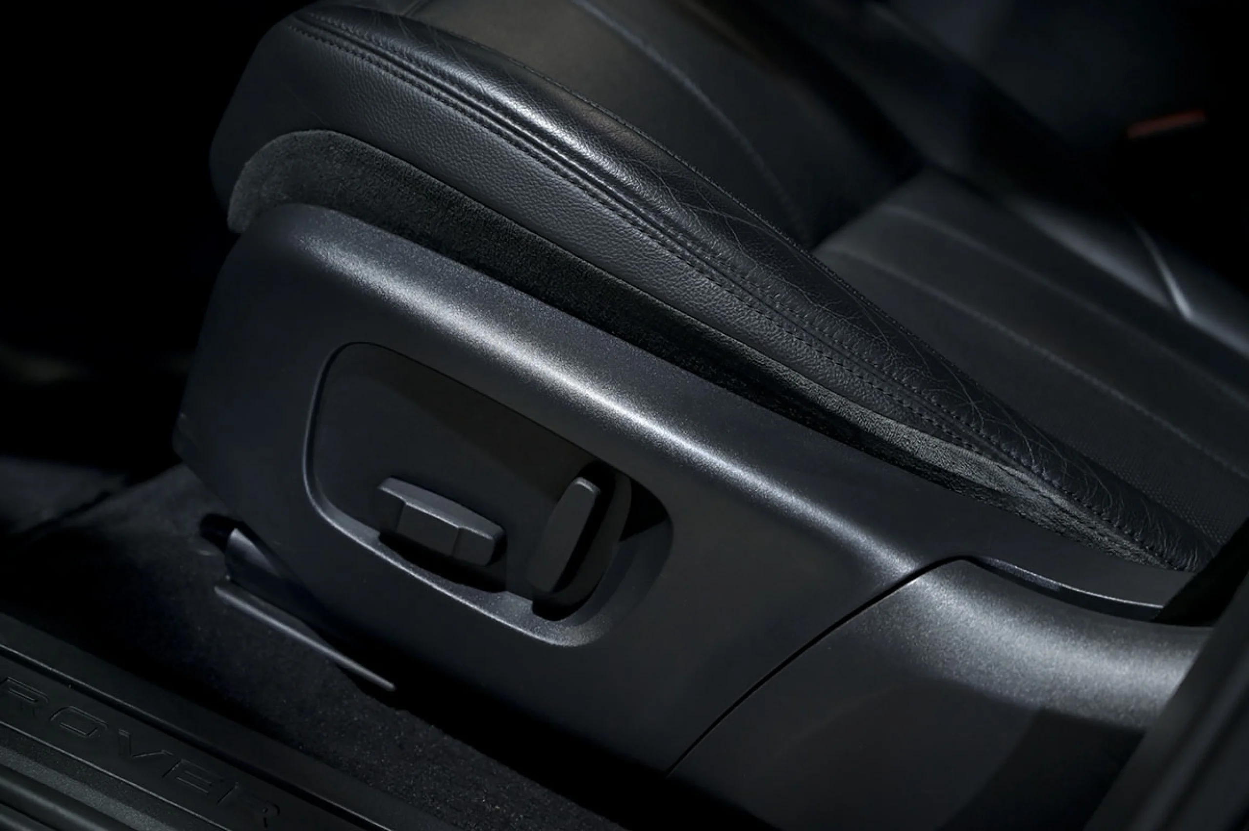 Land Rover Range Rover Evoque 2.0 D150 S AUTO 4WD - Foto 25