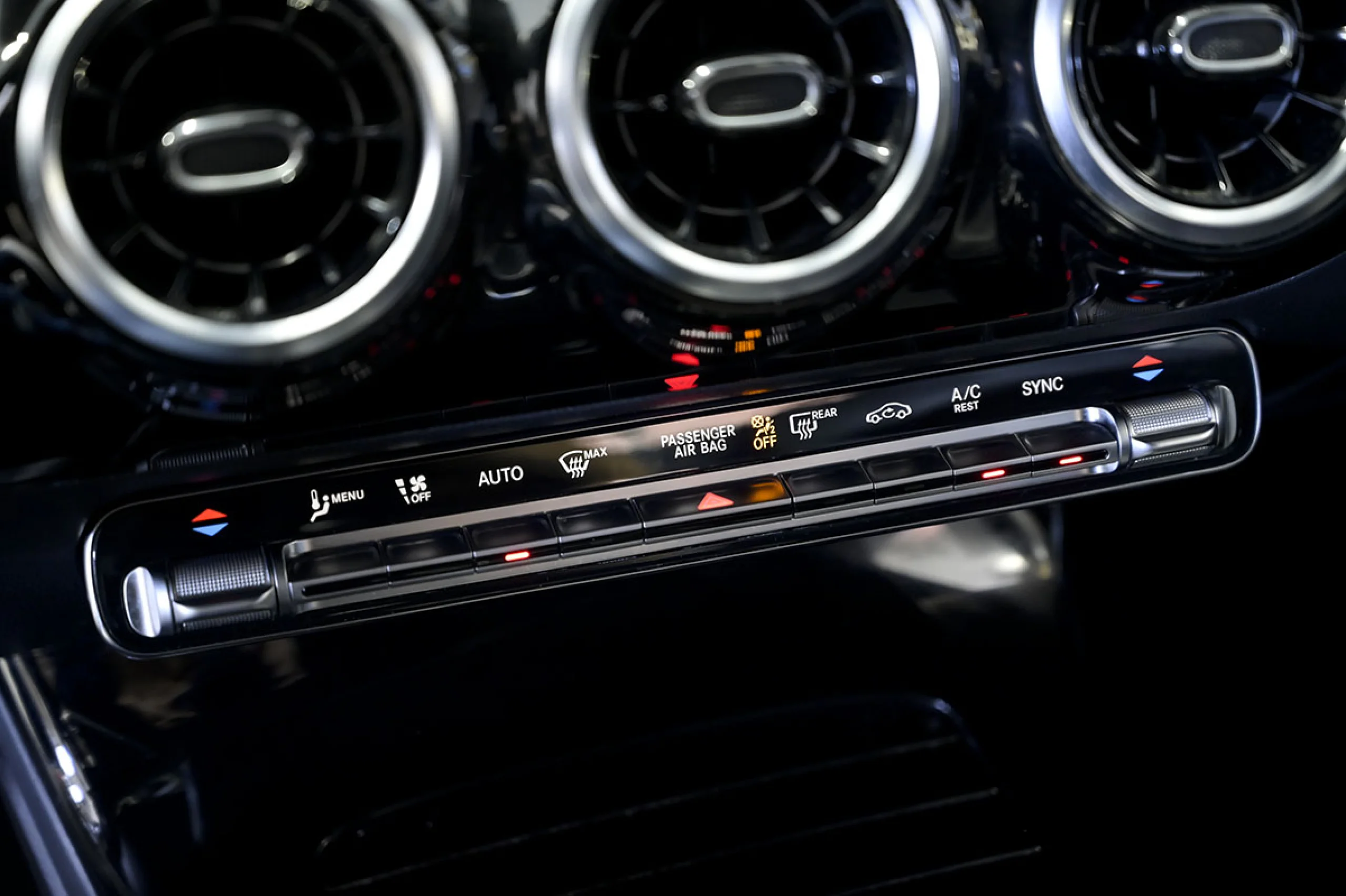 Mercedes-Benz CLA 200 MERCEDES-BENZ CLA CLA 200 D DCT - Foto 32