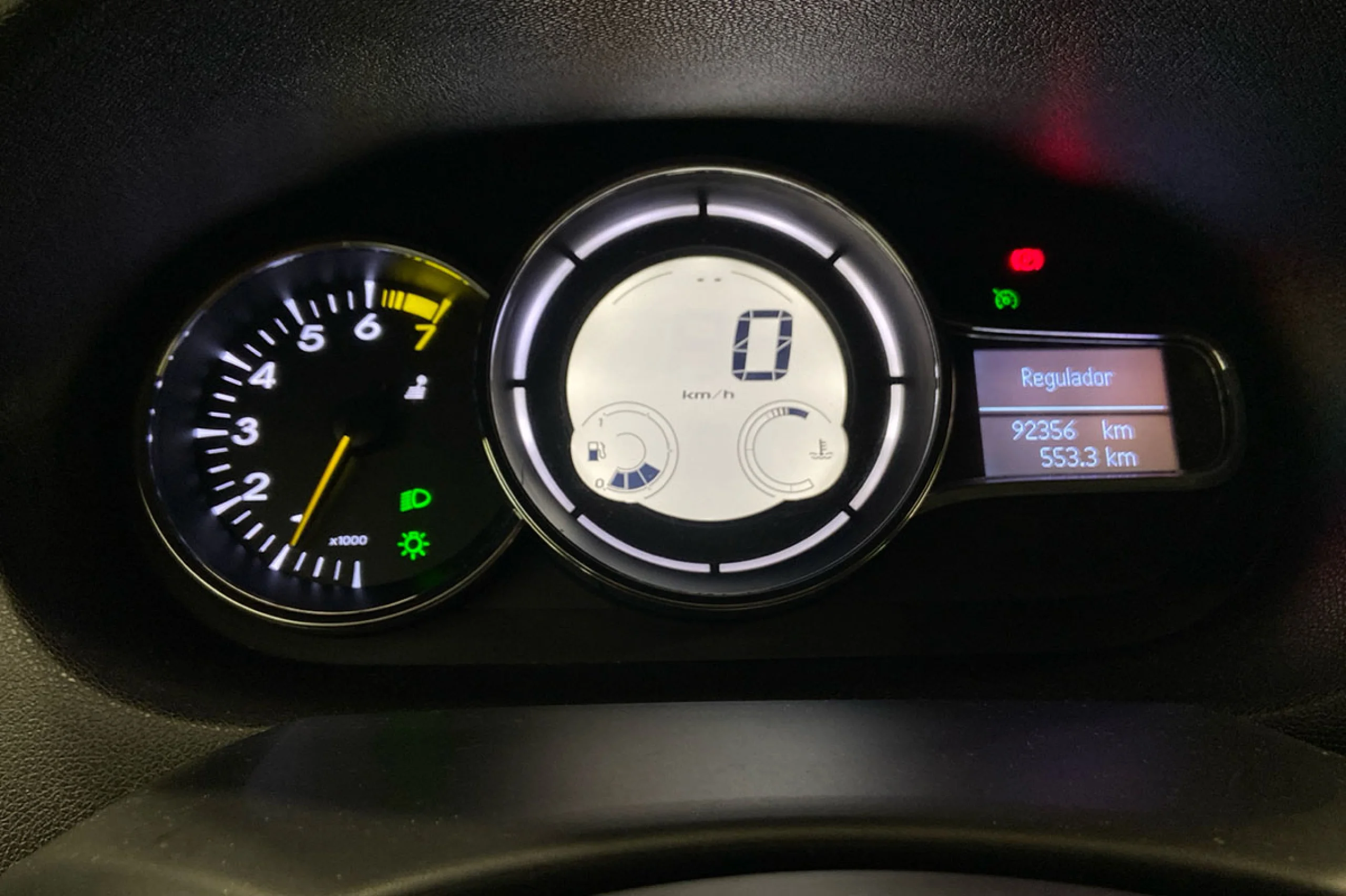 Renault Megane Mégane Limited Energy TCe 115 SS eco2 - Foto 7