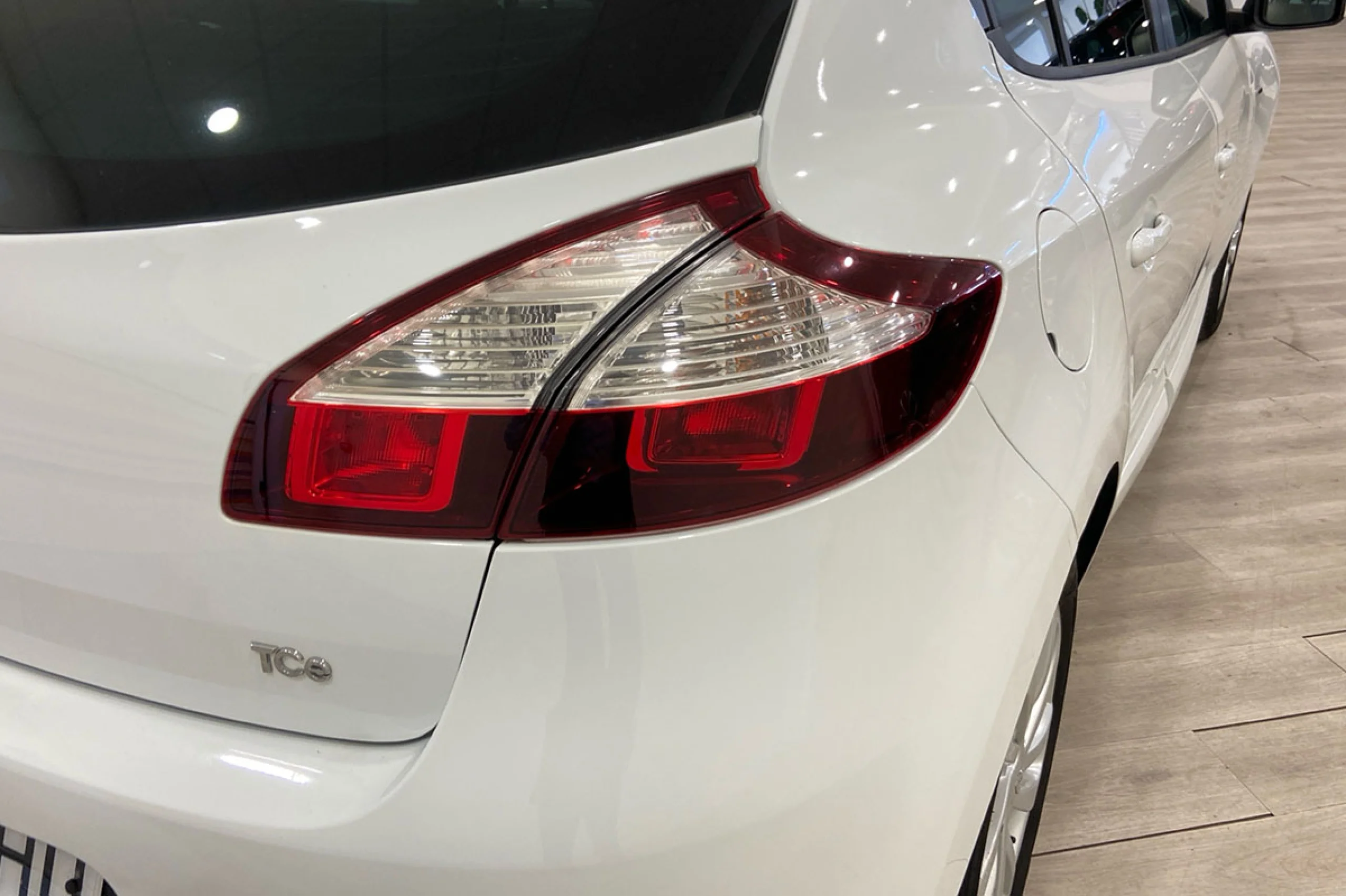 Renault Megane Mégane Limited Energy TCe 115 SS eco2 - Foto 18