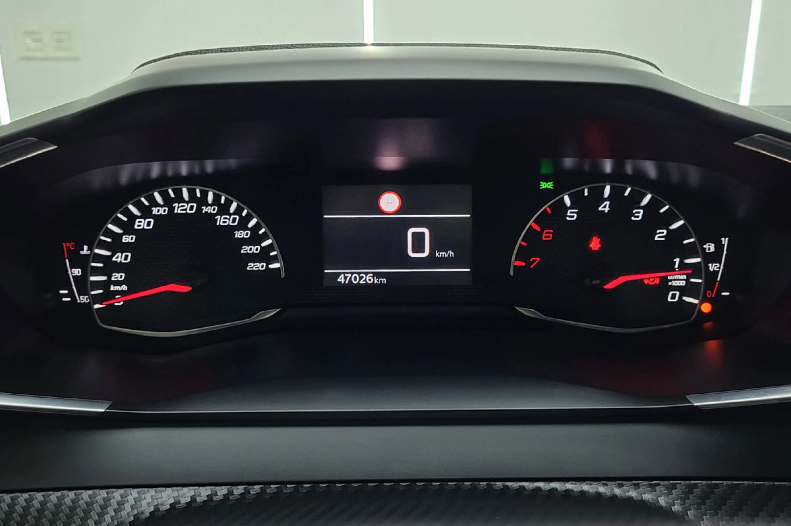 Peugeot 2008 Active Pack Puretech 100 SS BVM6 - Foto 7
